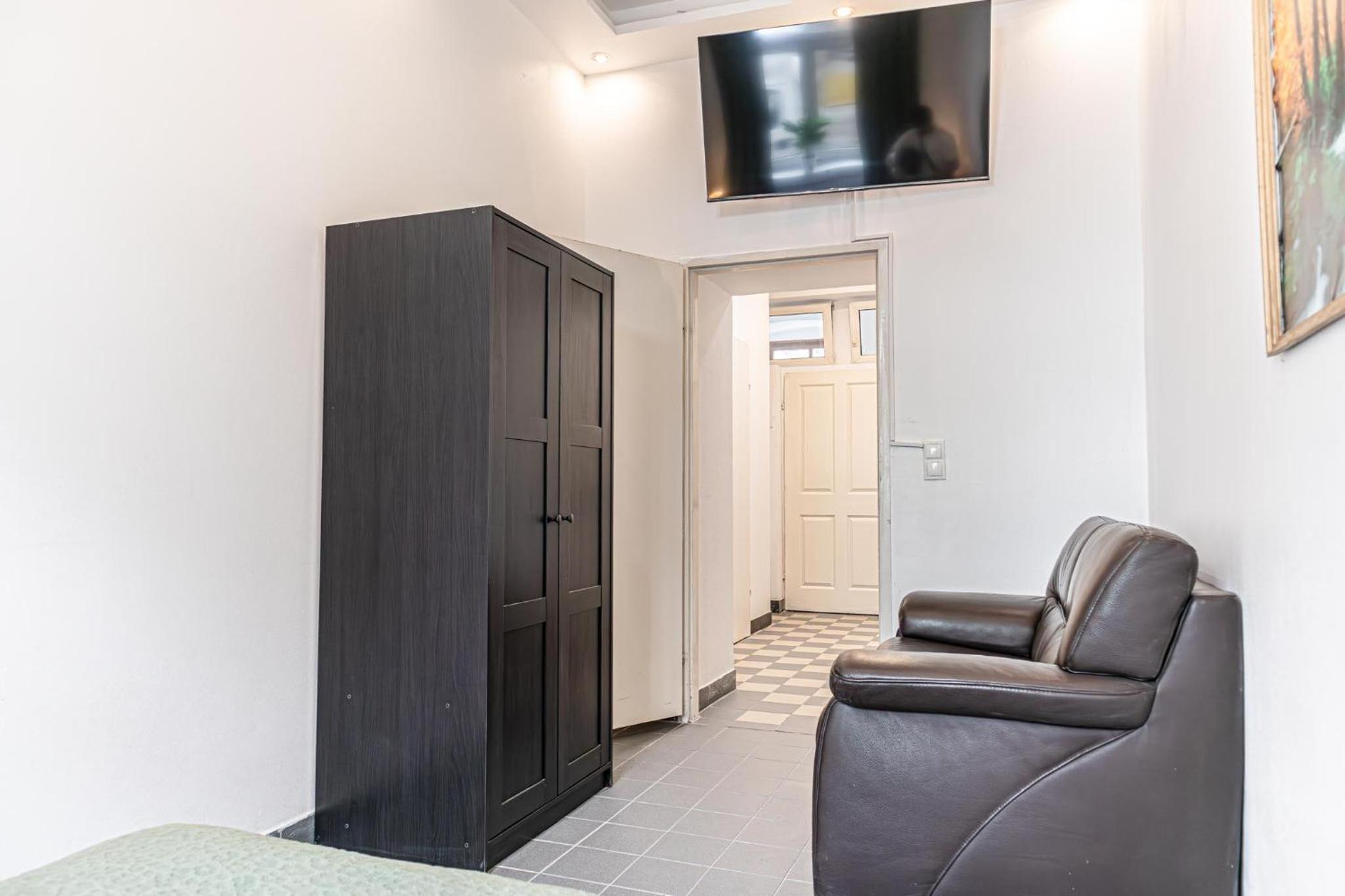 Beautiful 1BR Apartment in Central Meidling