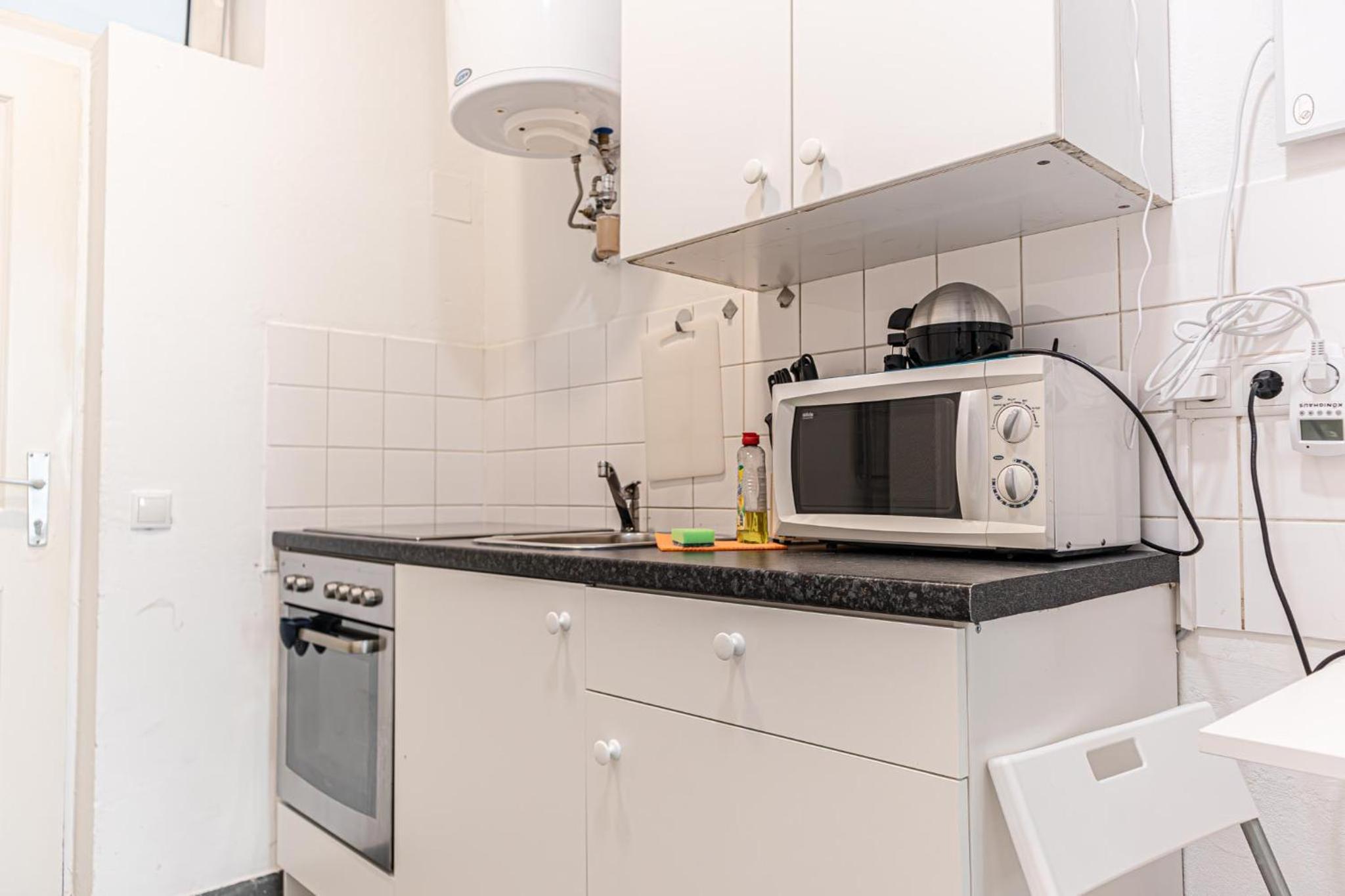 Beautiful 1BR Apartment in Central Meidling
