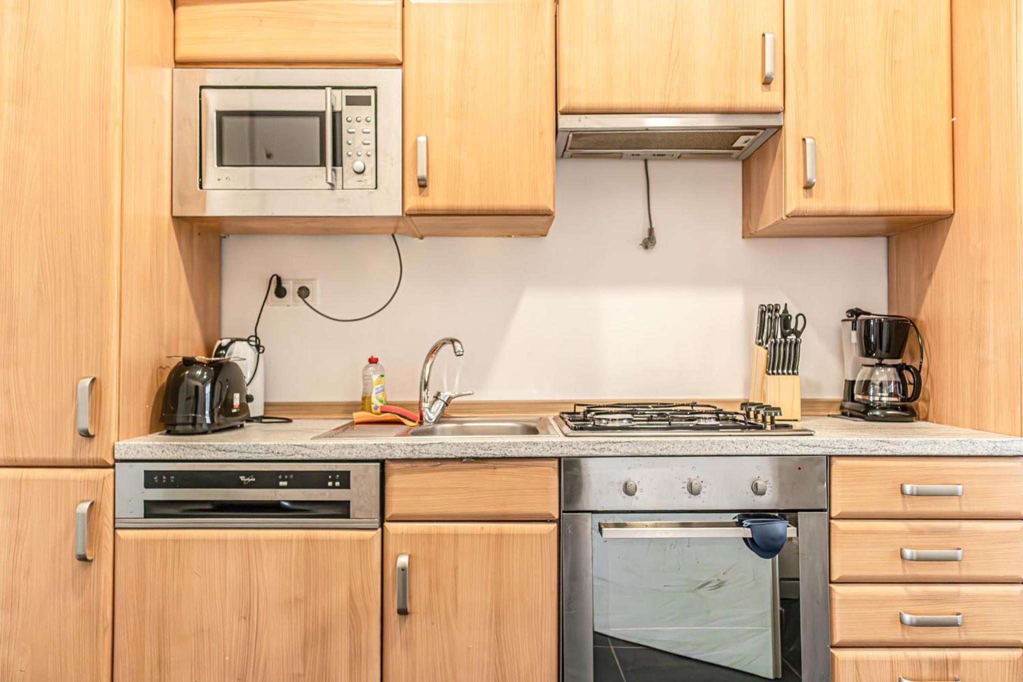 Beautiful 1BR Apartment in Central Meidling