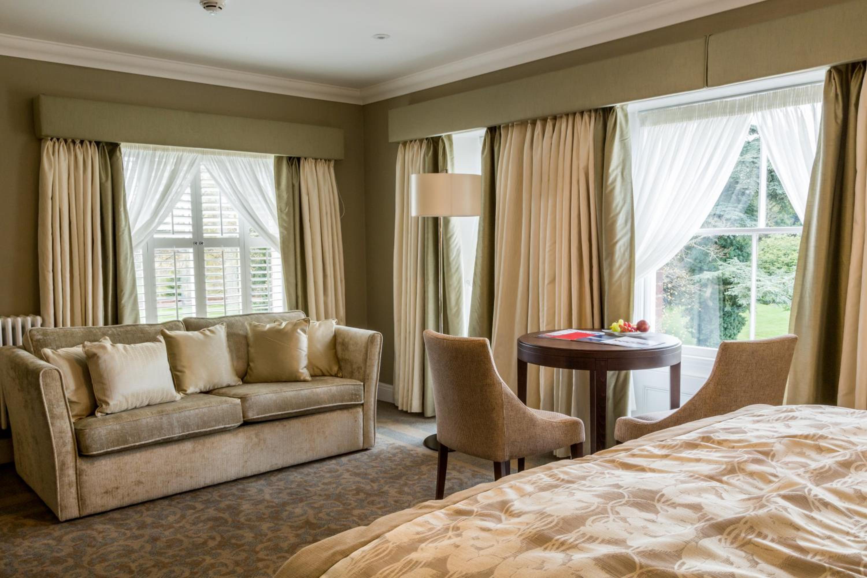 Basingstoke Vacations - Oakley Hall Hotel - Property Image 43