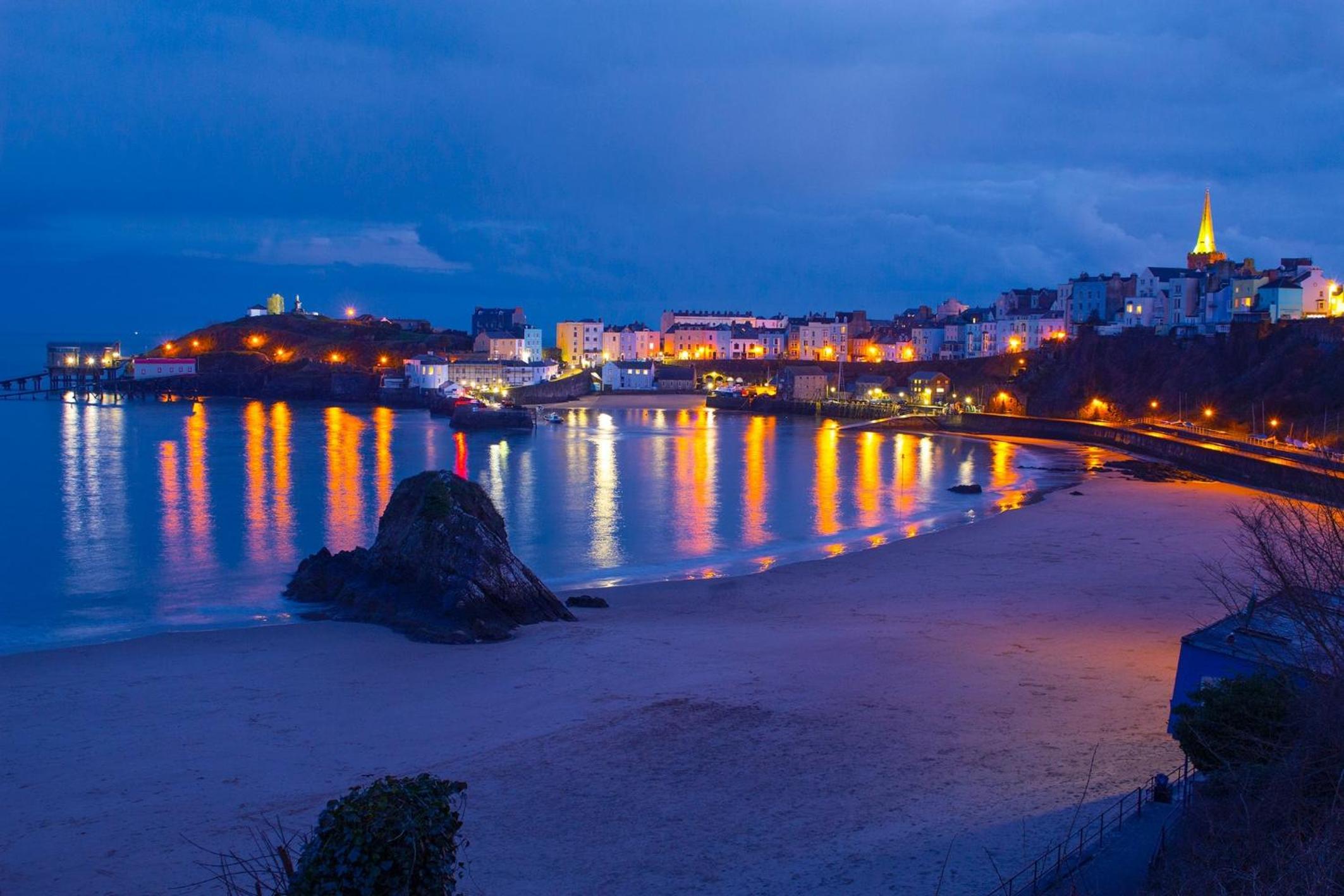 Fiddlers Green Cottage Tenby view 3