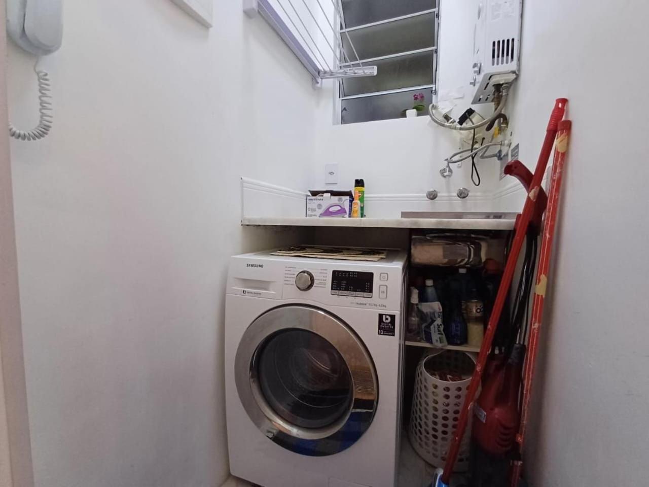 Loft entre Copacabana e Ipanema em frente ao metrô