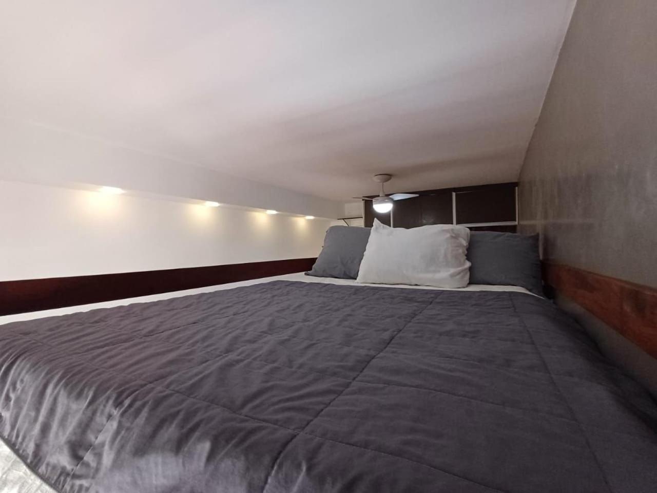Loft entre Copacabana e Ipanema em frente ao metrô