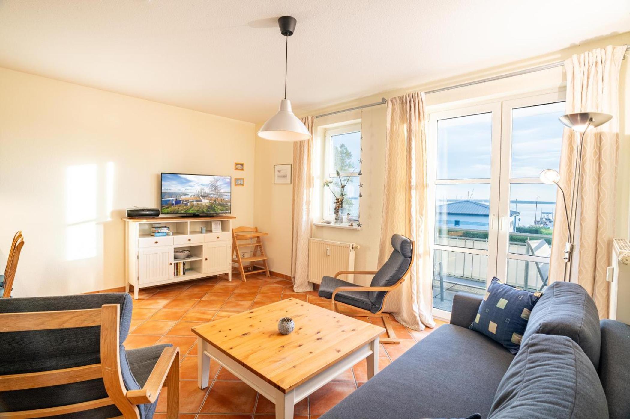 Einladende Fewo mit 2 Slz, Balkon und Blick aufs Wasser view 4