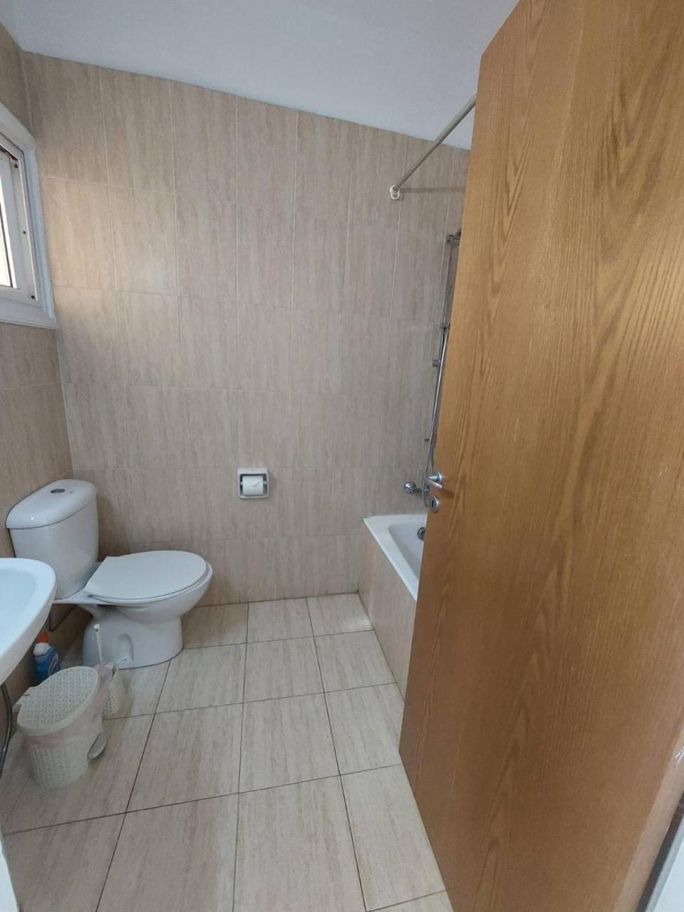 Sunny 2 Bedroom Larnaca Center
