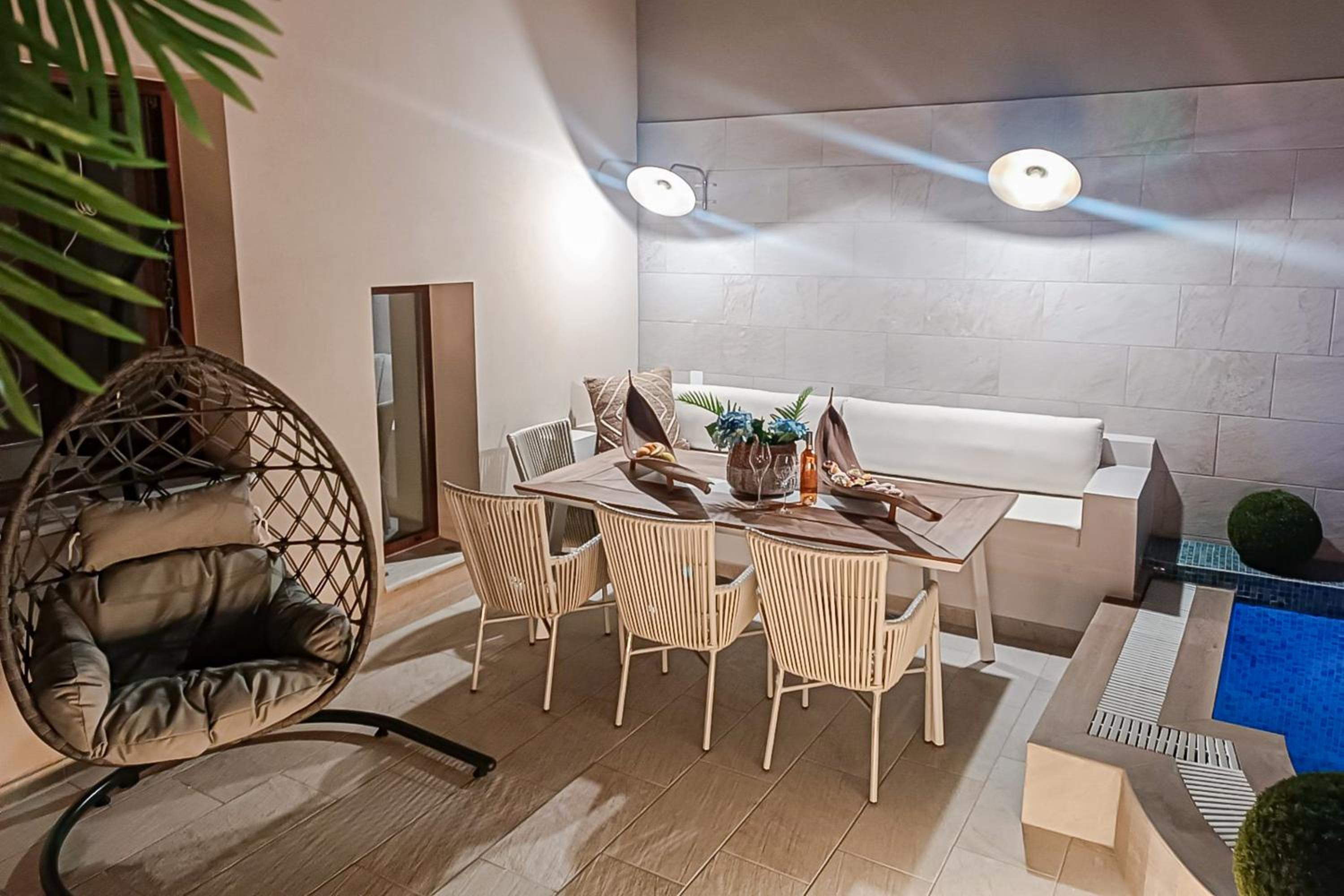Kallisti Palace - Private Pool with Hydromassage view 4