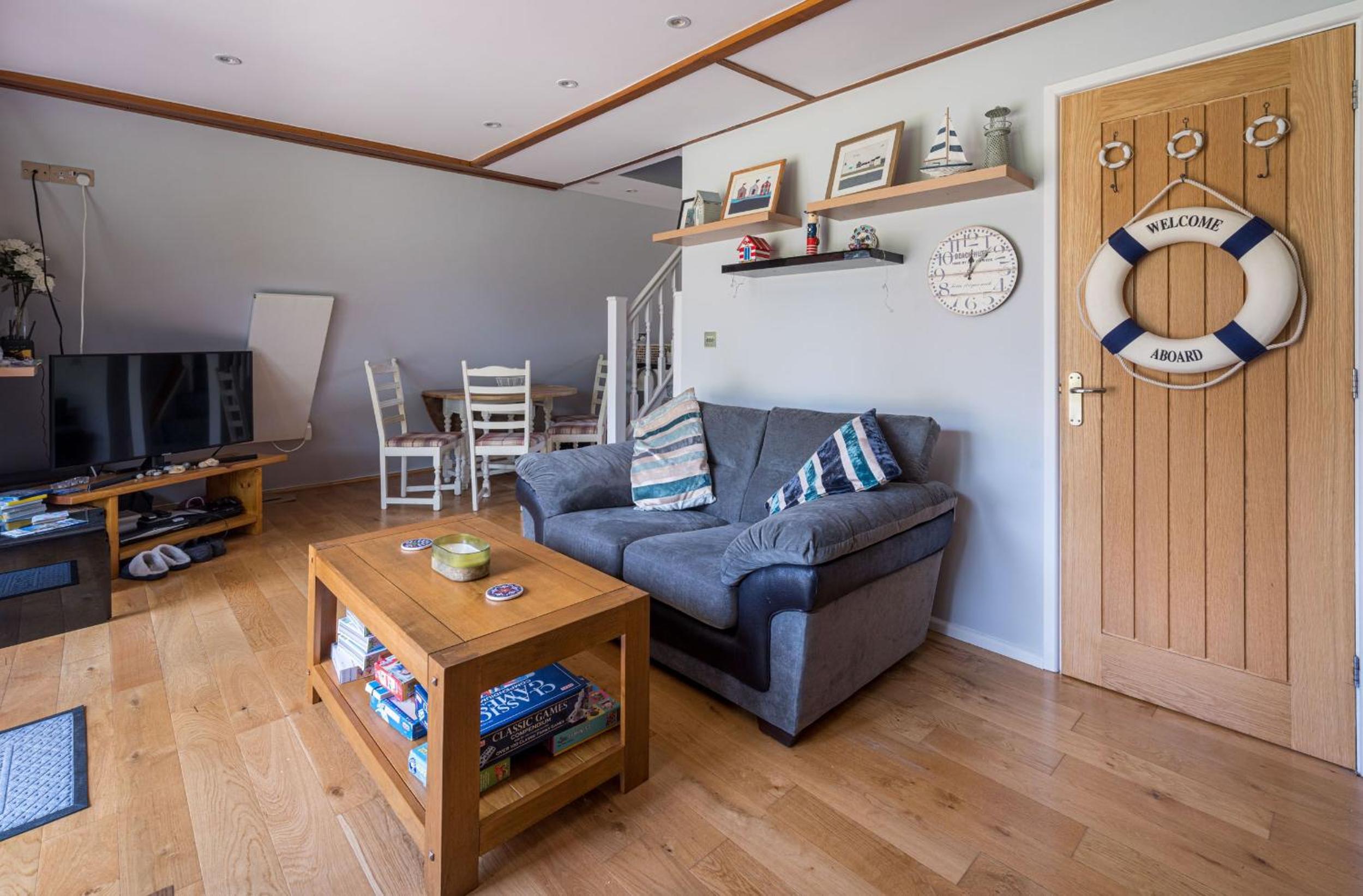 Chalet Thirteen