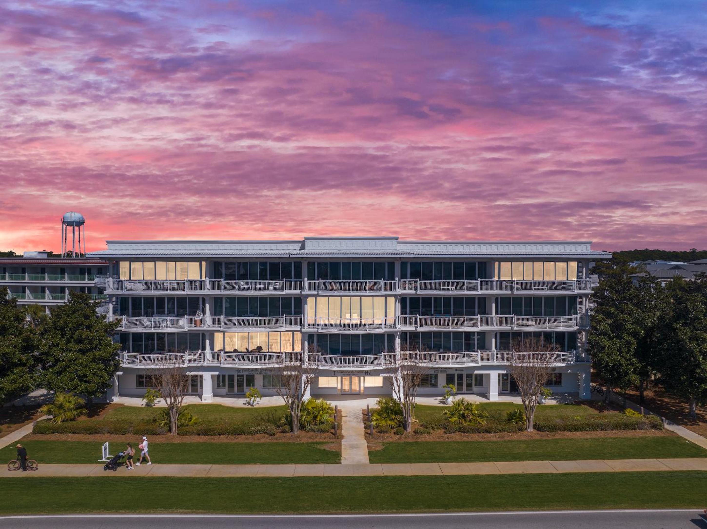 The Alexander by Panhandle Getaways