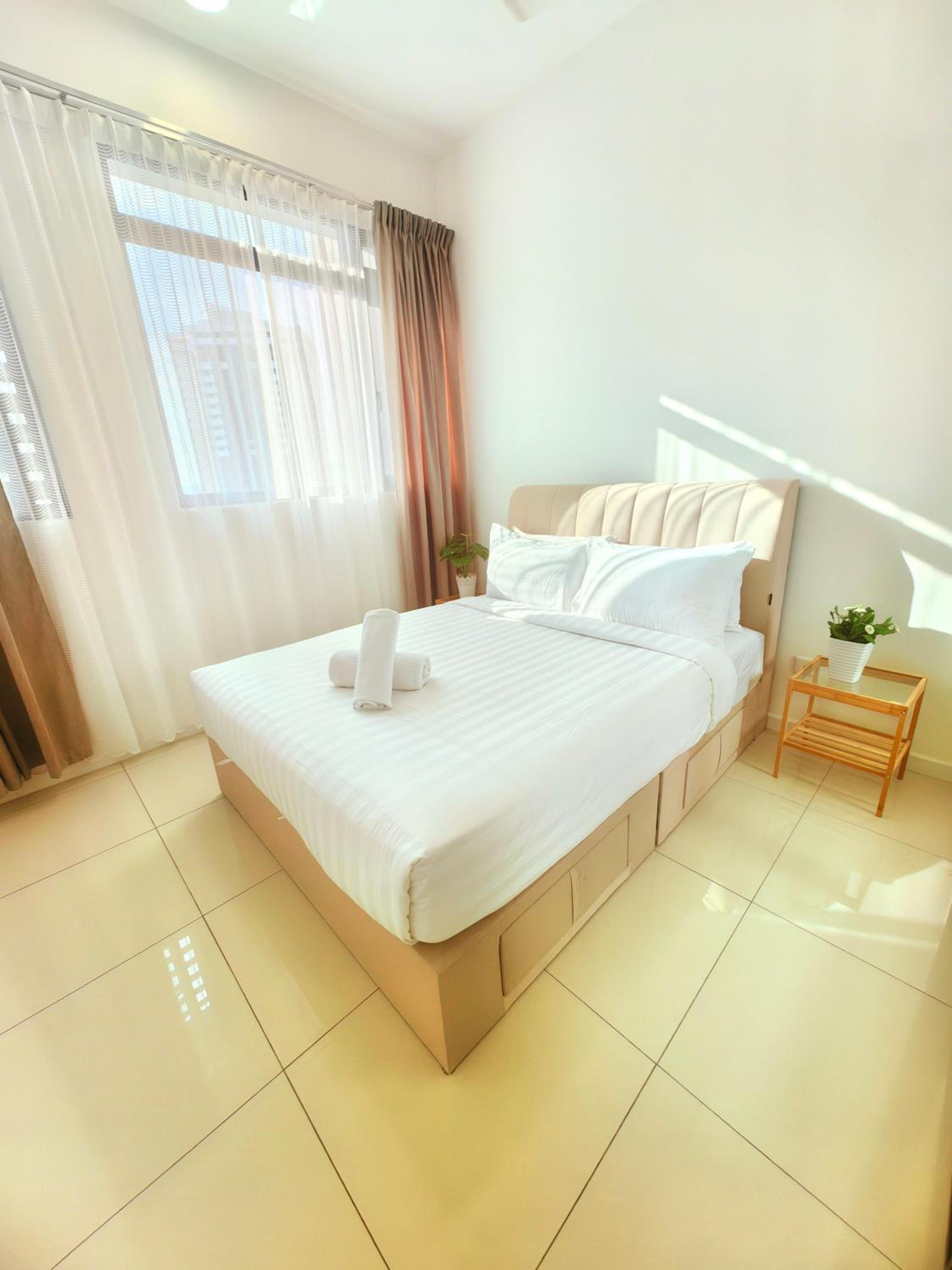 Chambers Residence KLCC By Purple Orchid