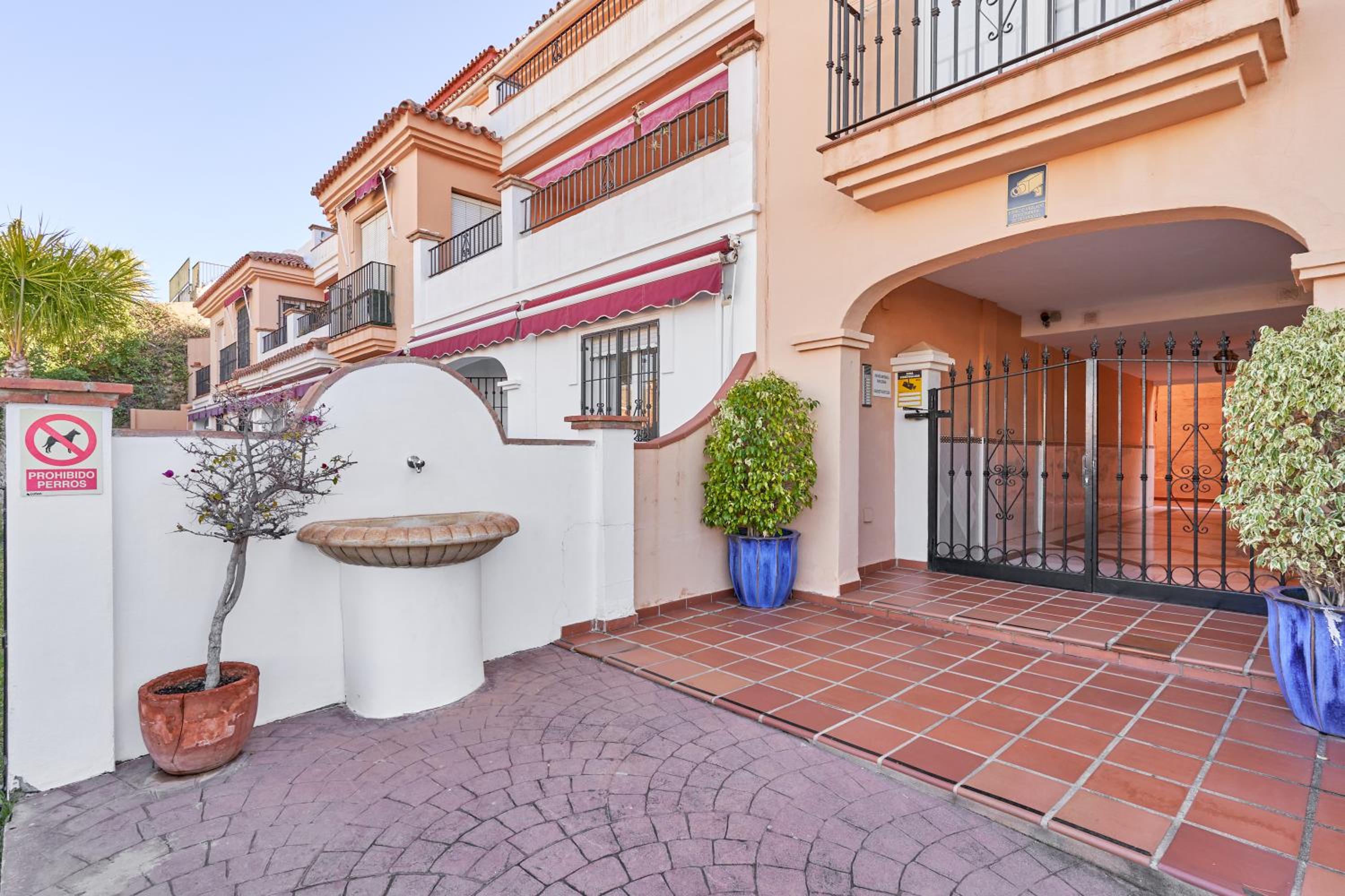 Superb Apartment Nerja