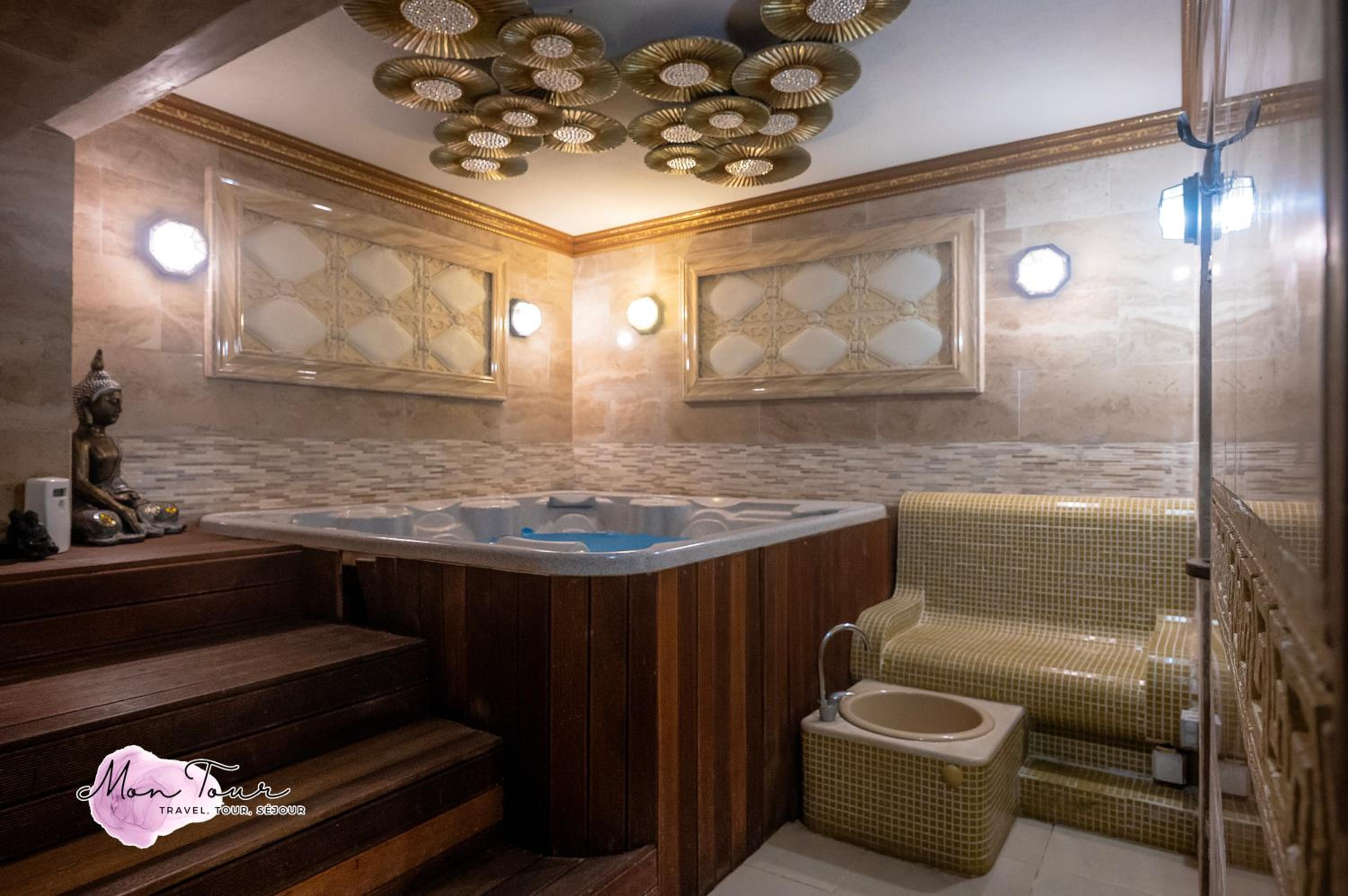 Mon Tour apartments