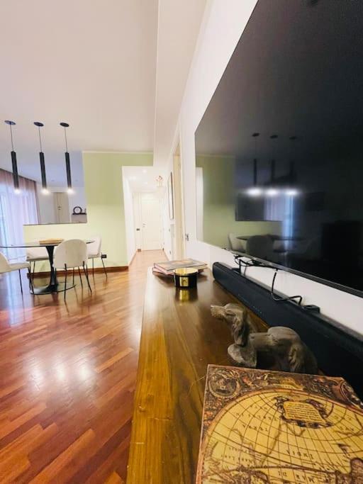 Re Gallo Luxury apartment Plebiscito in Via Chiaia
