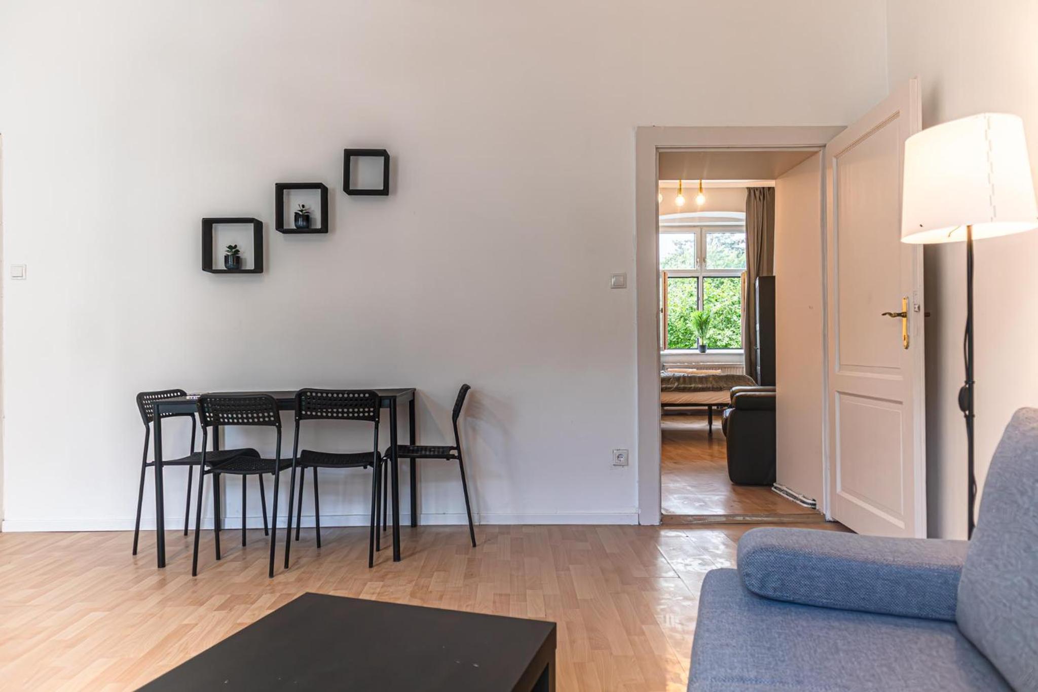 Chic & Cozy 2BR Stay Near U6 Schöpfwerk Station