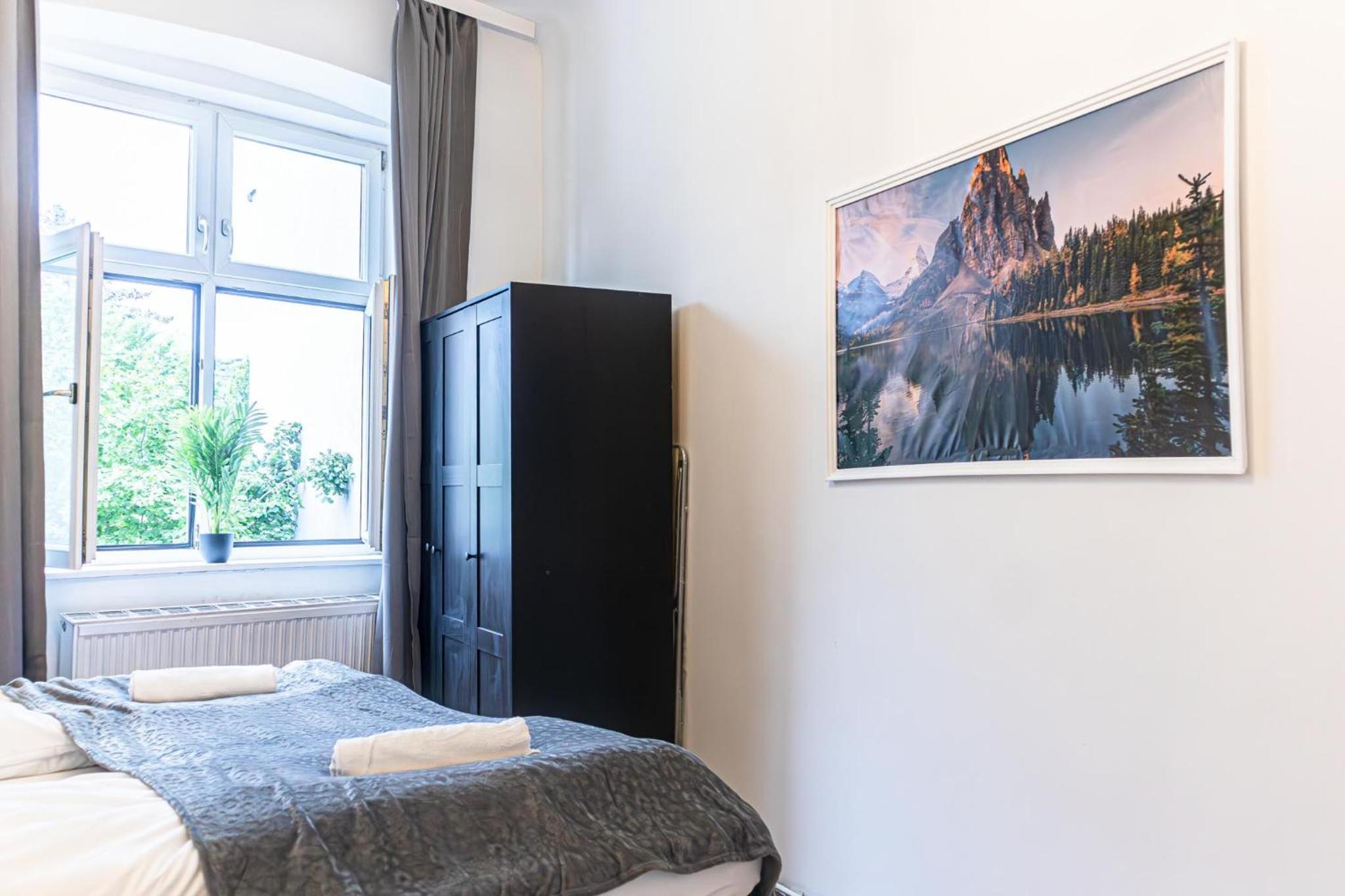 Chic & Cozy 2BR Stay Near U6 Schöpfwerk Station