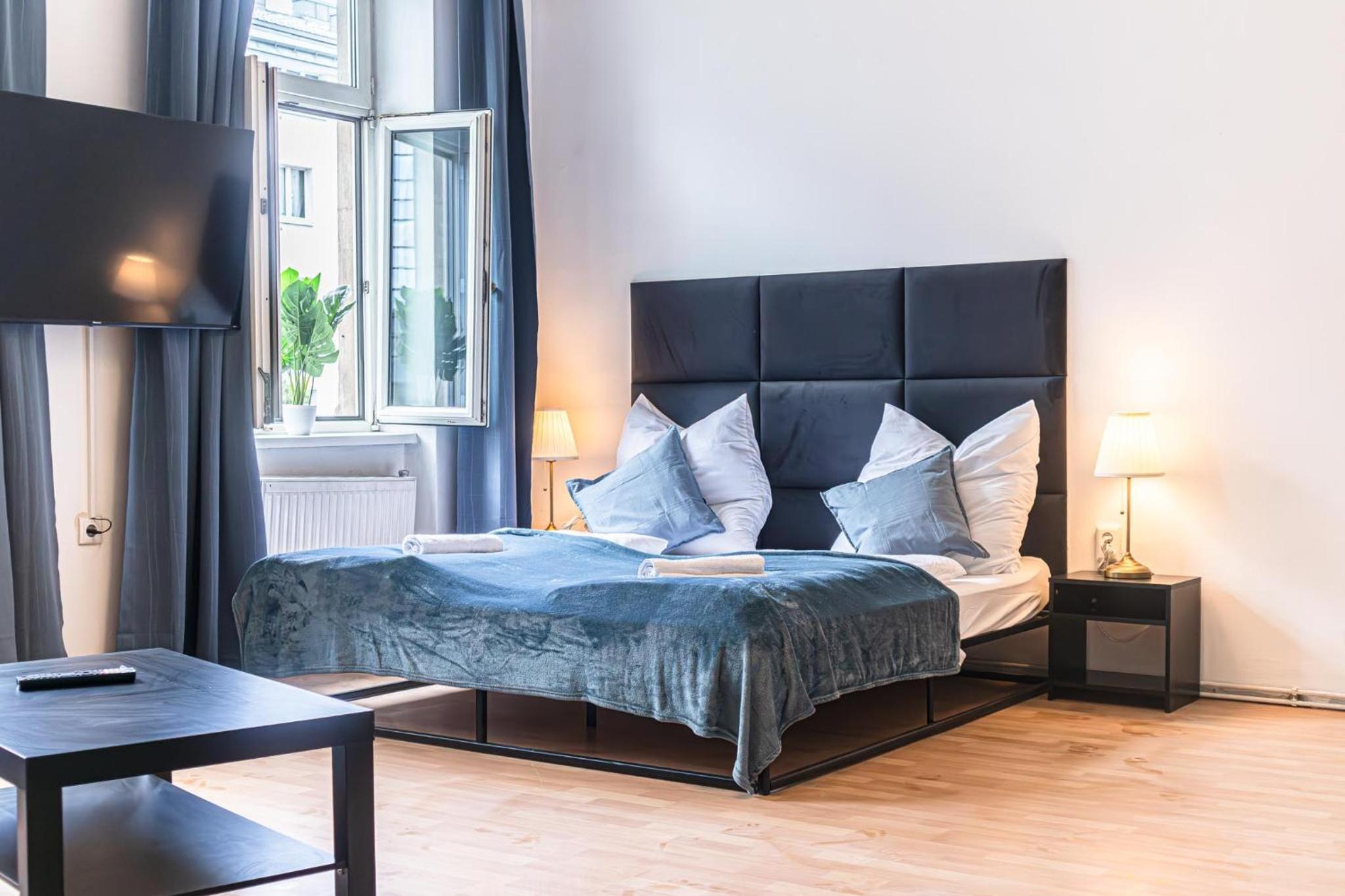 Chic & Cozy 2BR Stay Near U6 Schöpfwerk Station
