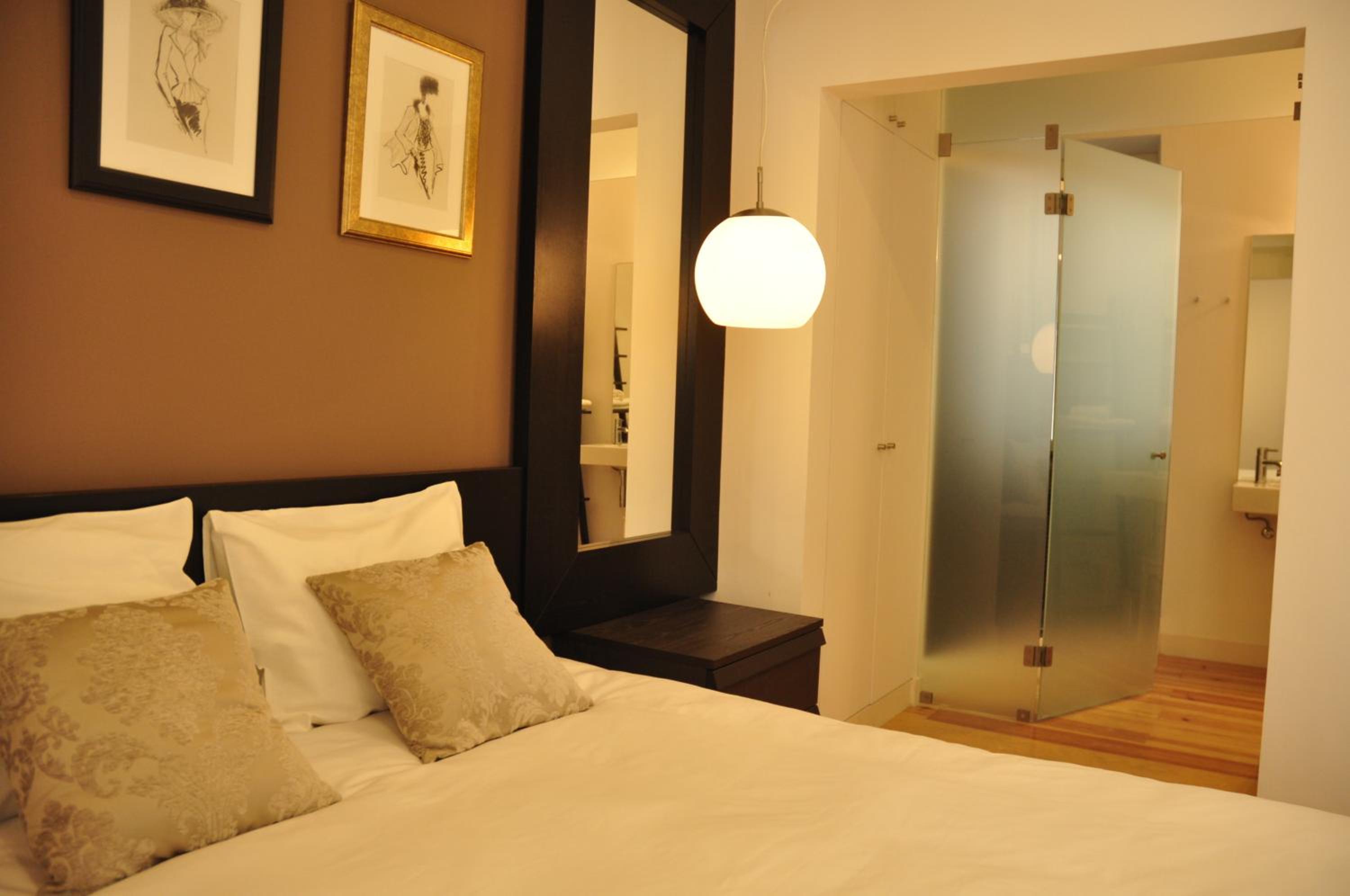 Marques Classy Apartment by be@home view 5