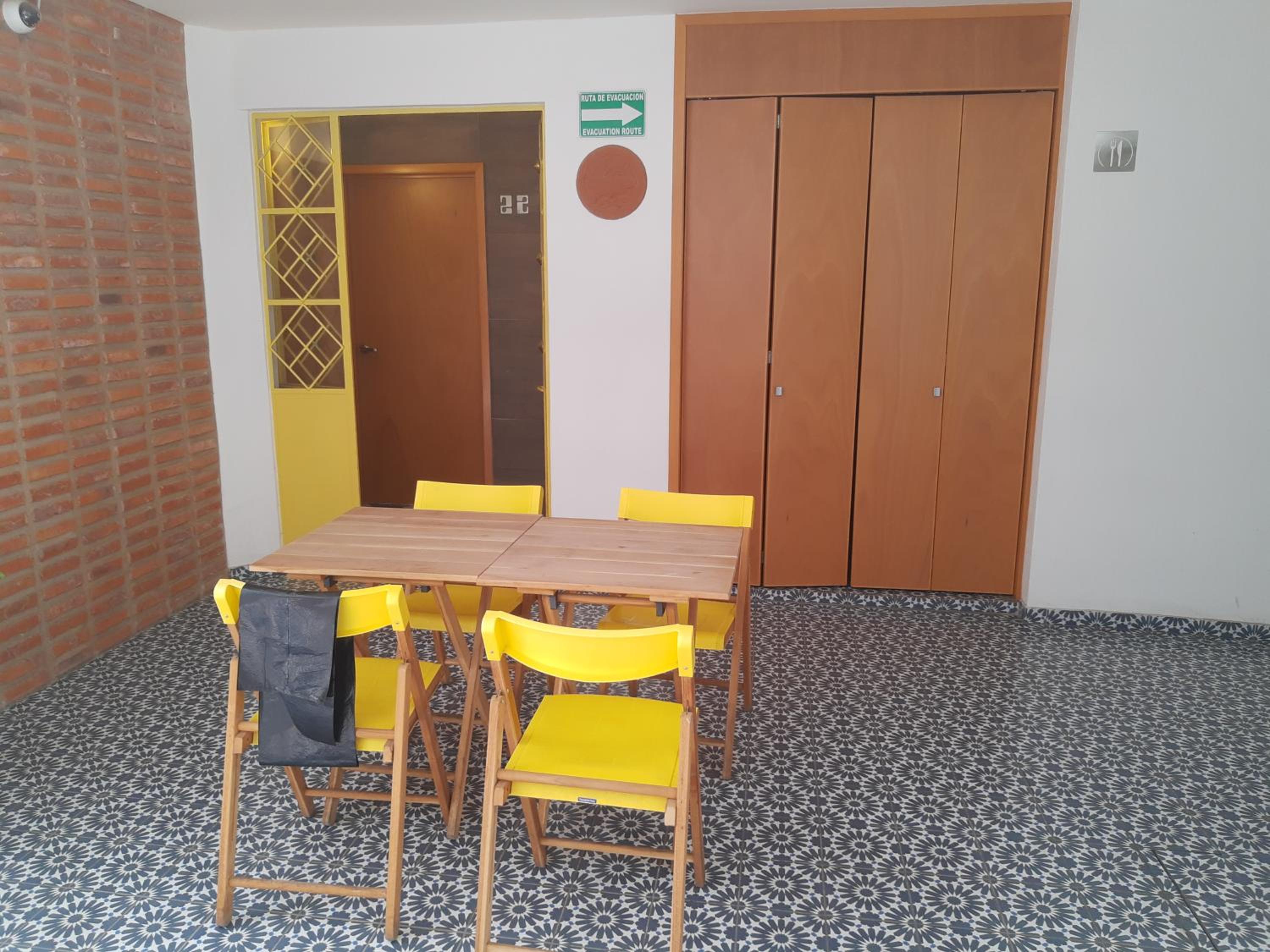 Estudio #5 Casa Fatima, 8 min del centro 1 persona