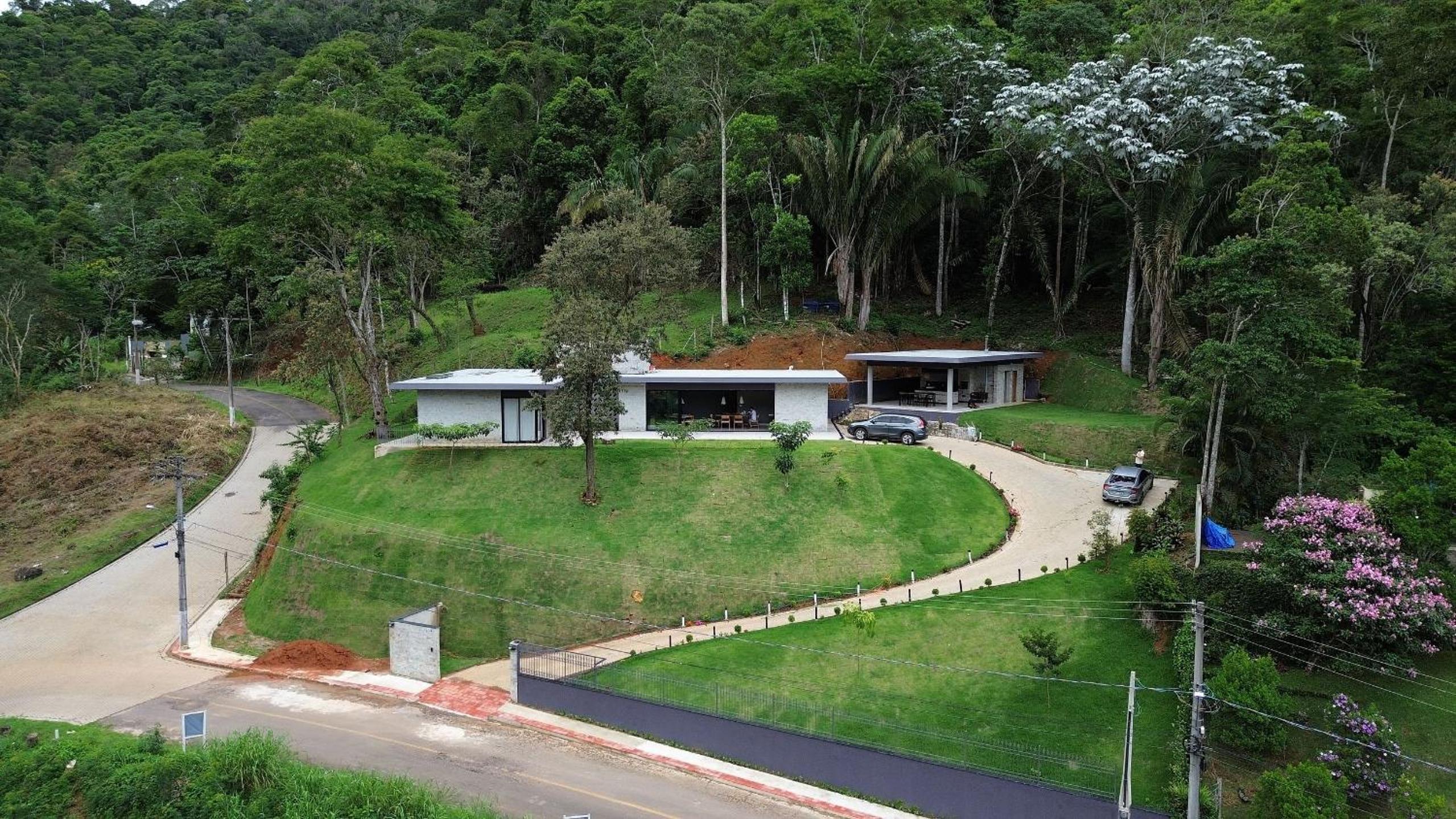 Casa Sofisticada c Vista Deslumbrante no Centro DM