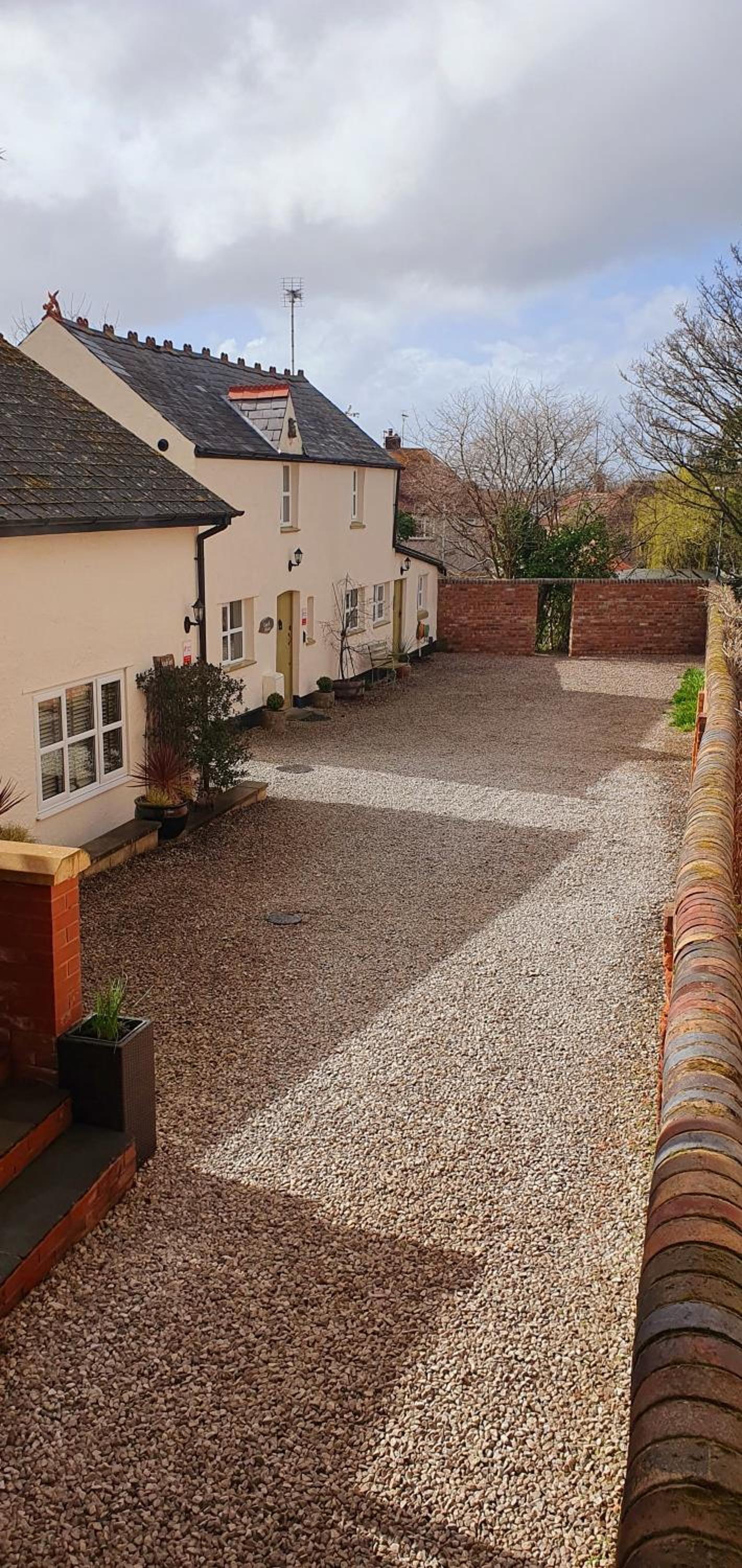 Vale View Cottages -The Coach House, Great location in Prestatyn! view 3