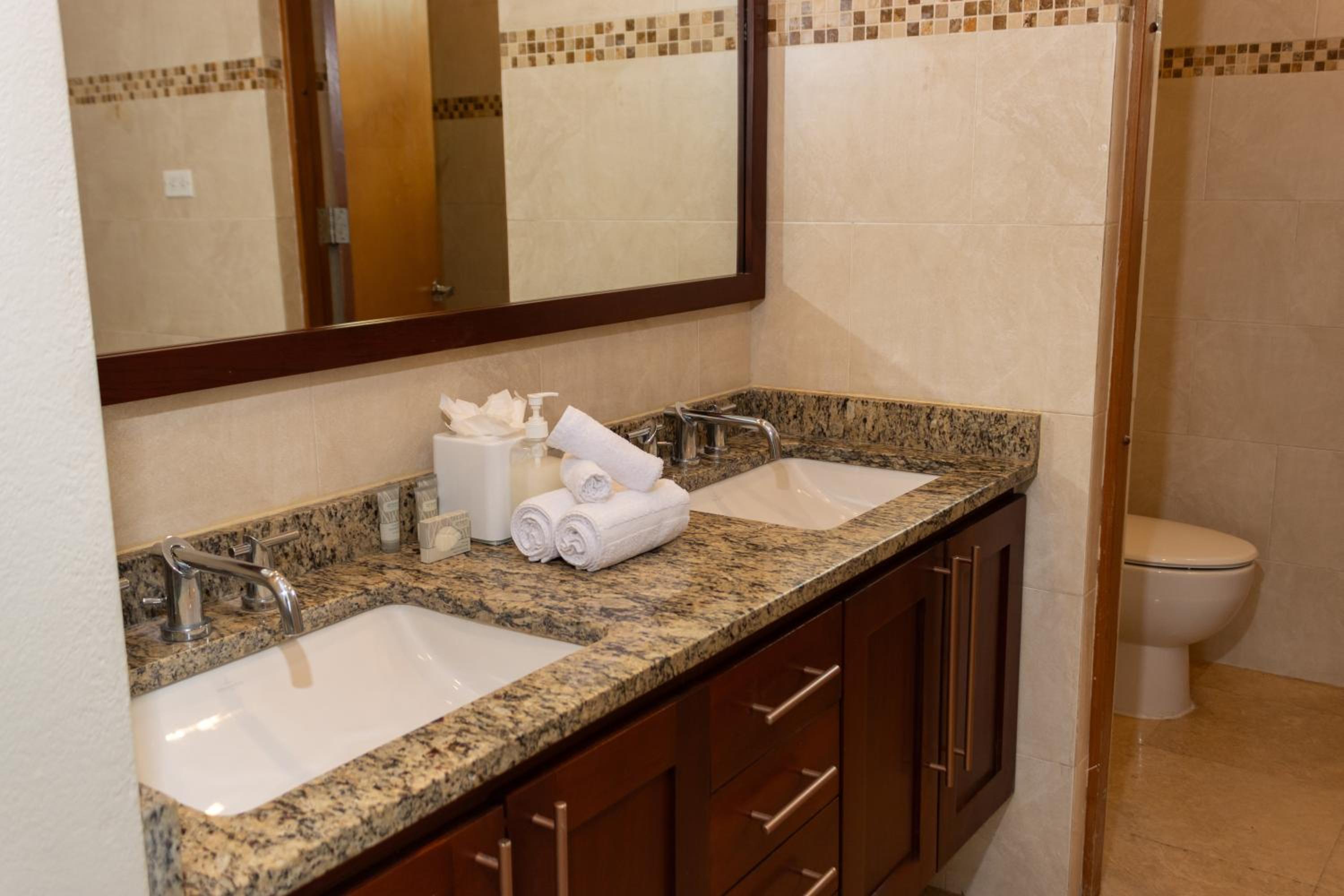 Ciqala Suites Hotel - San Juan - Property Image 10