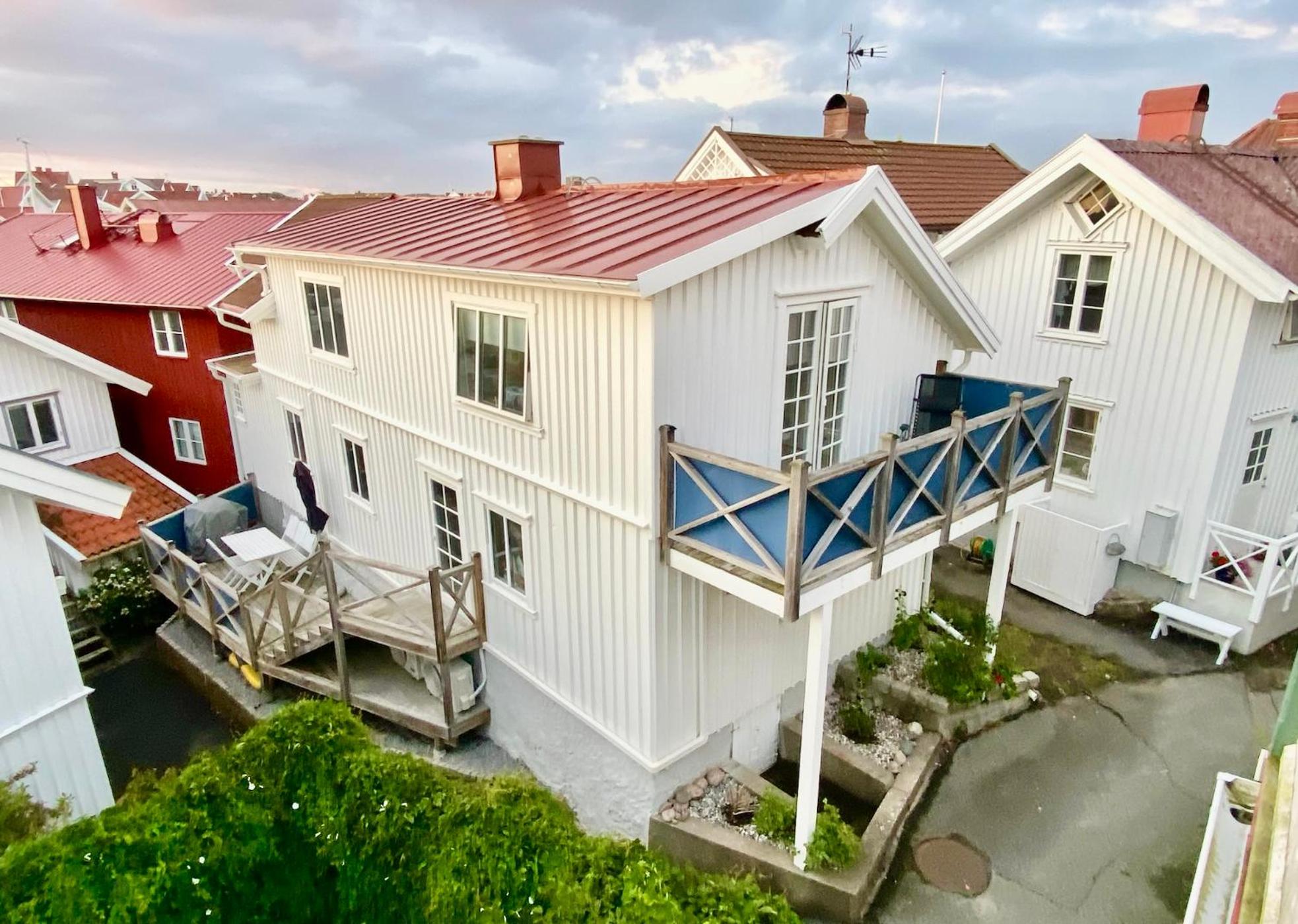 Live west coast life in Sweden view 2
