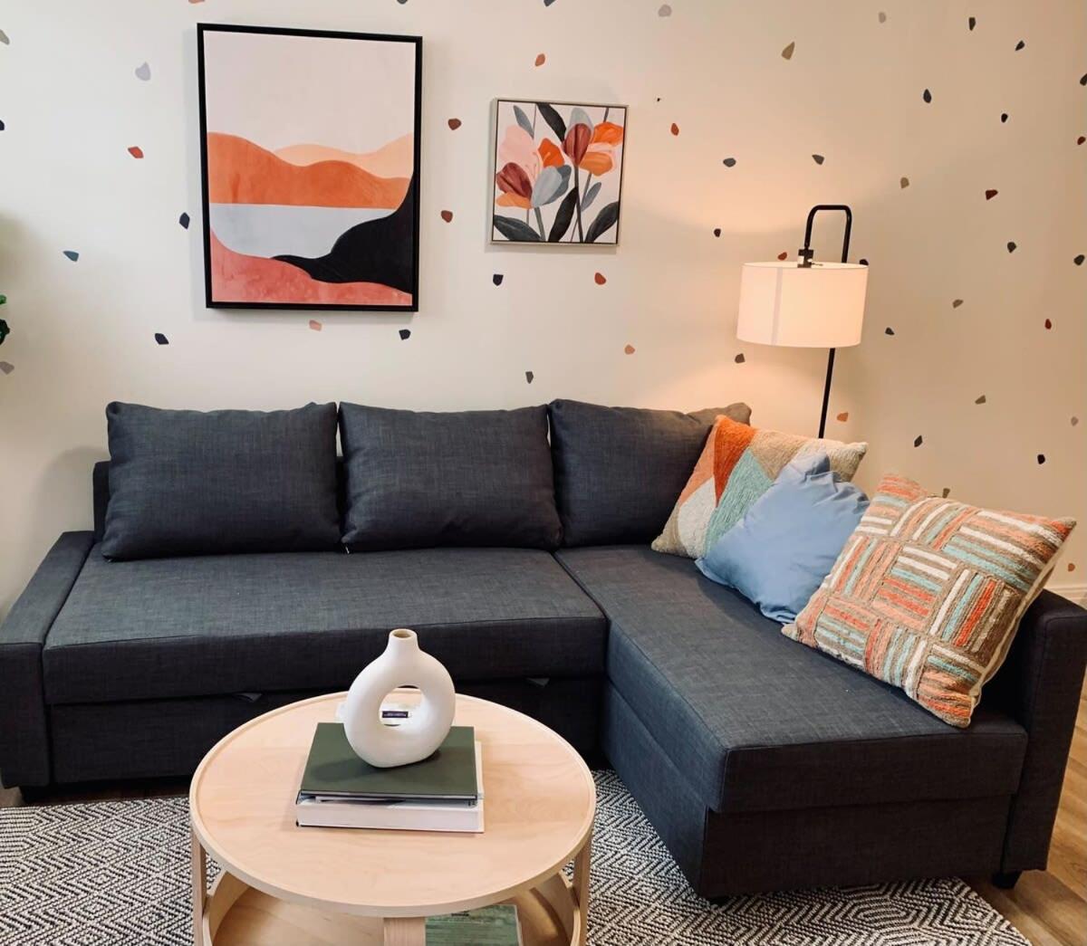 Stylish Apt #1, Central Location