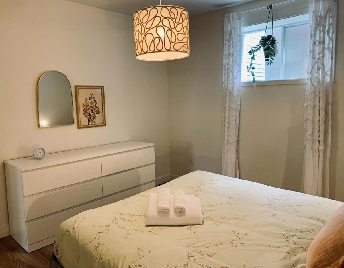 Stylish Apt #1, Central Location