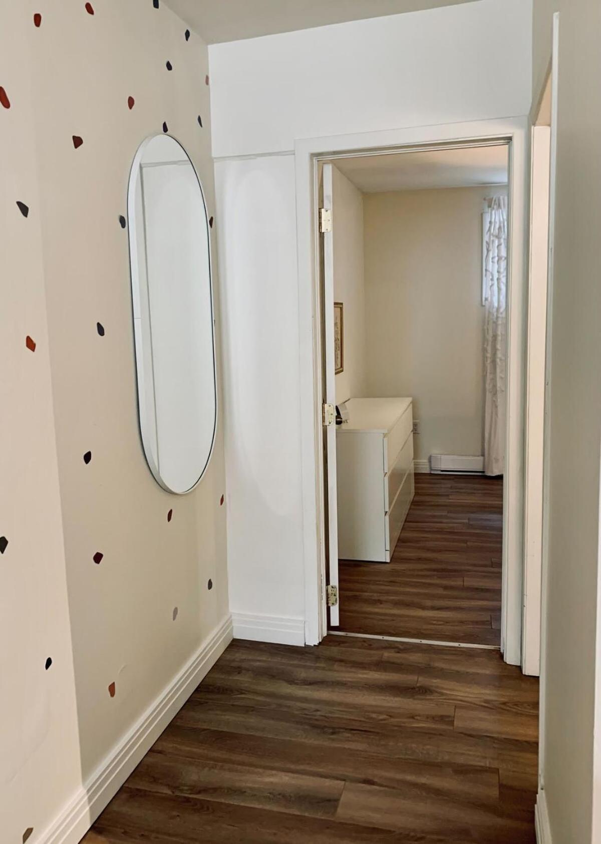 Stylish Apt #1, Central Location