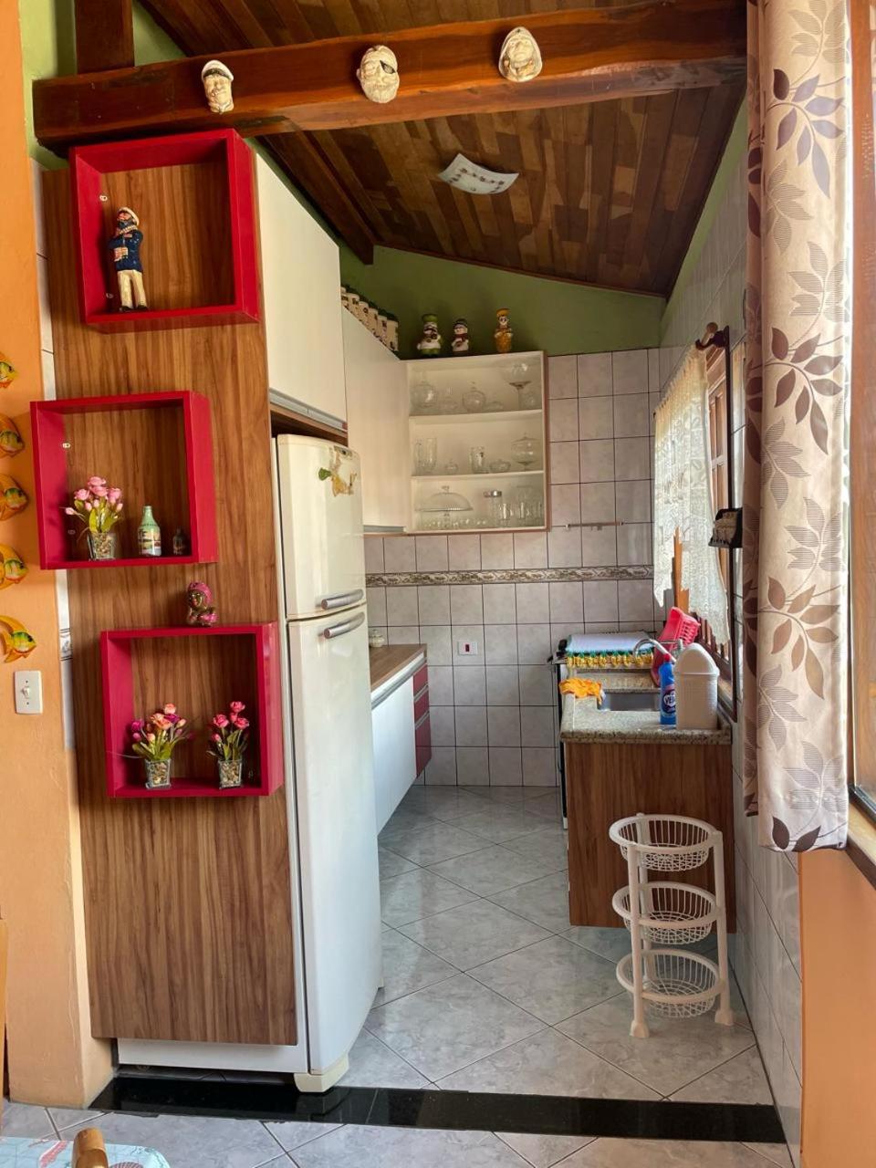 Casa em Ilhabela com piscina