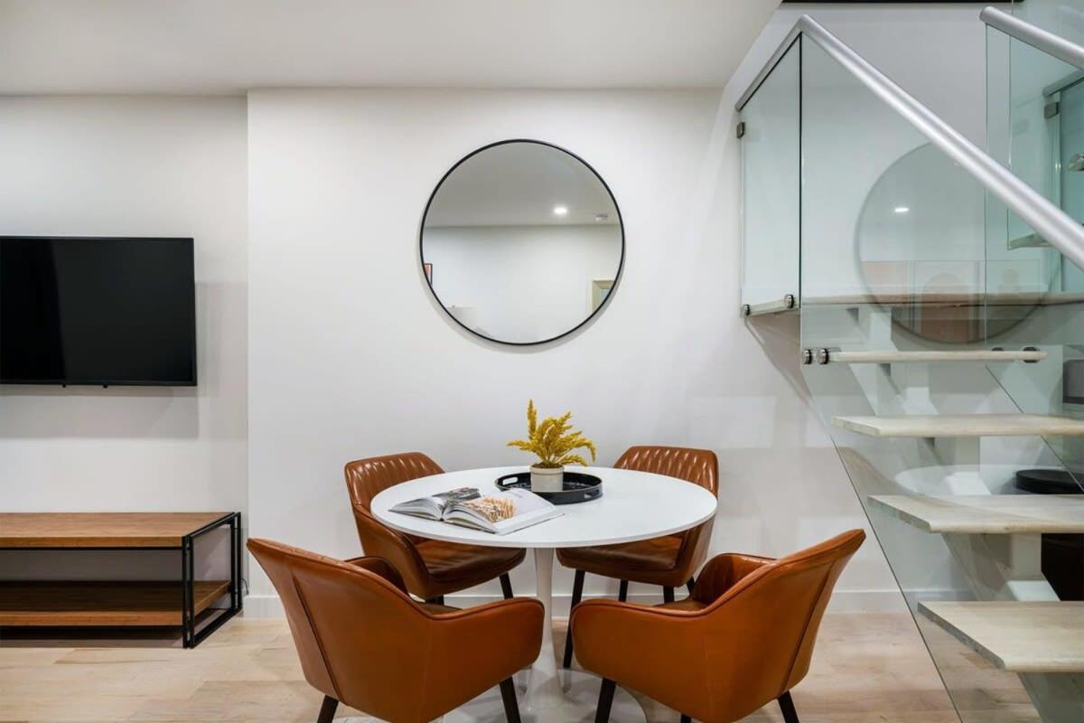 75-3B 3BR Luxury duplex BRAND NEW &D Elevator
