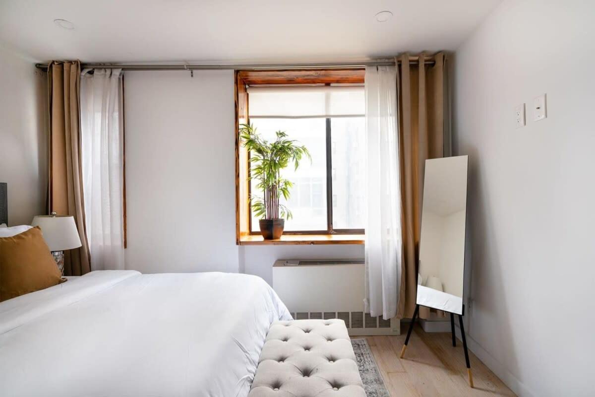 75-3B 3BR Luxury duplex BRAND NEW &D Elevator