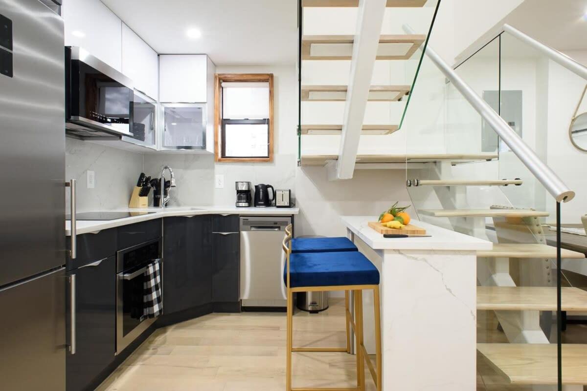 75-5A Luxury 3BR Duplex W D in unit Elevator