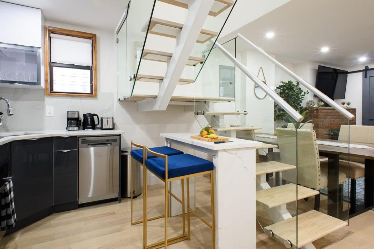 75-5A Luxury 3BR Duplex W D in unit Elevator