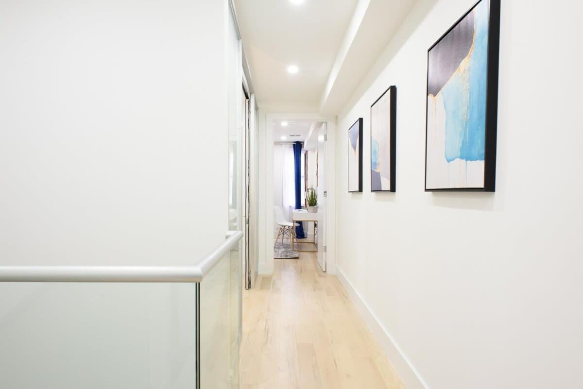 75-5A Luxury 3BR Duplex W D in unit Elevator