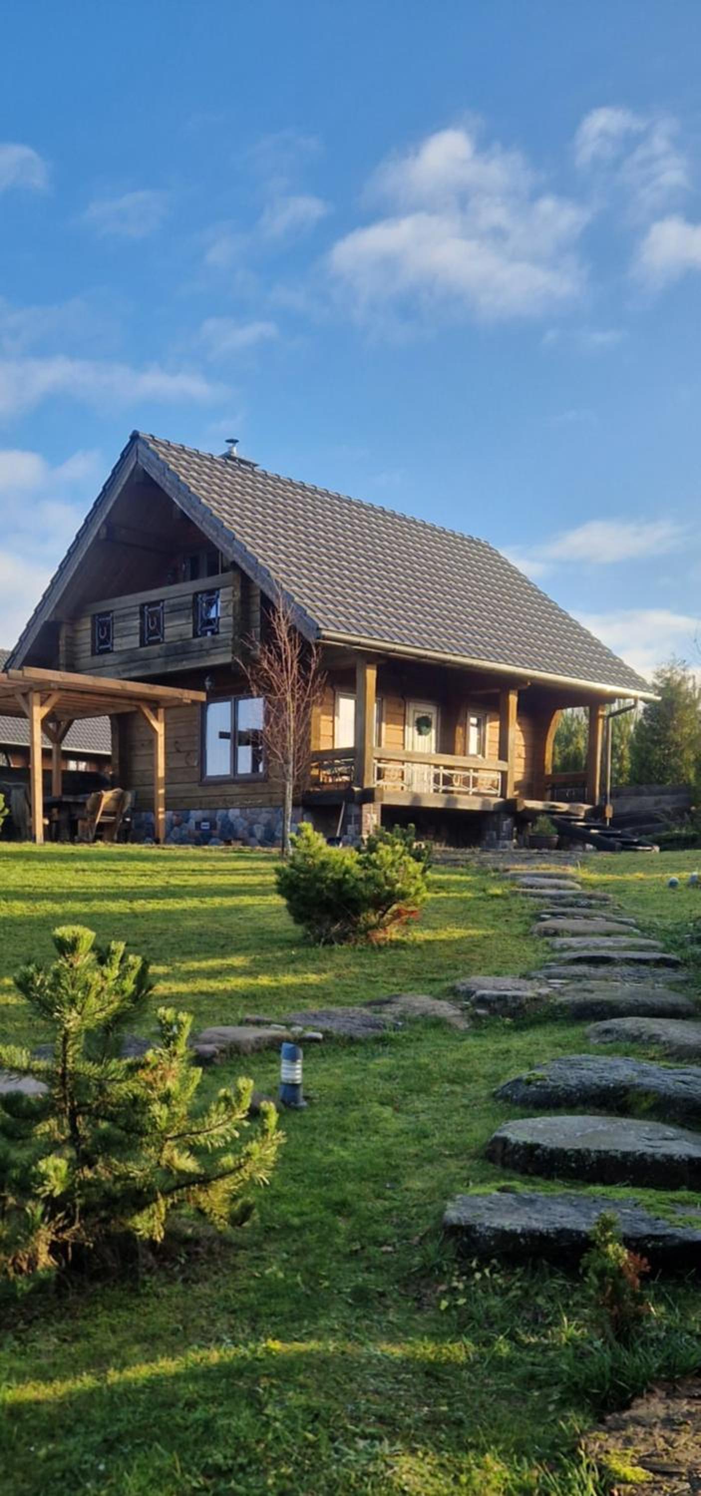 Namukas su ežero pakrante Trakai ,Viesų vila