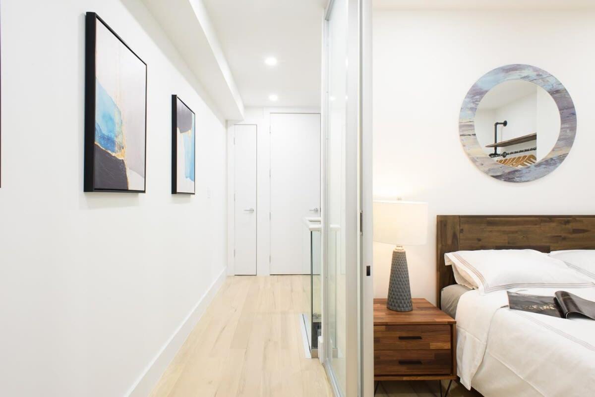 75-5A Luxury 3BR Duplex W D in unit Elevator