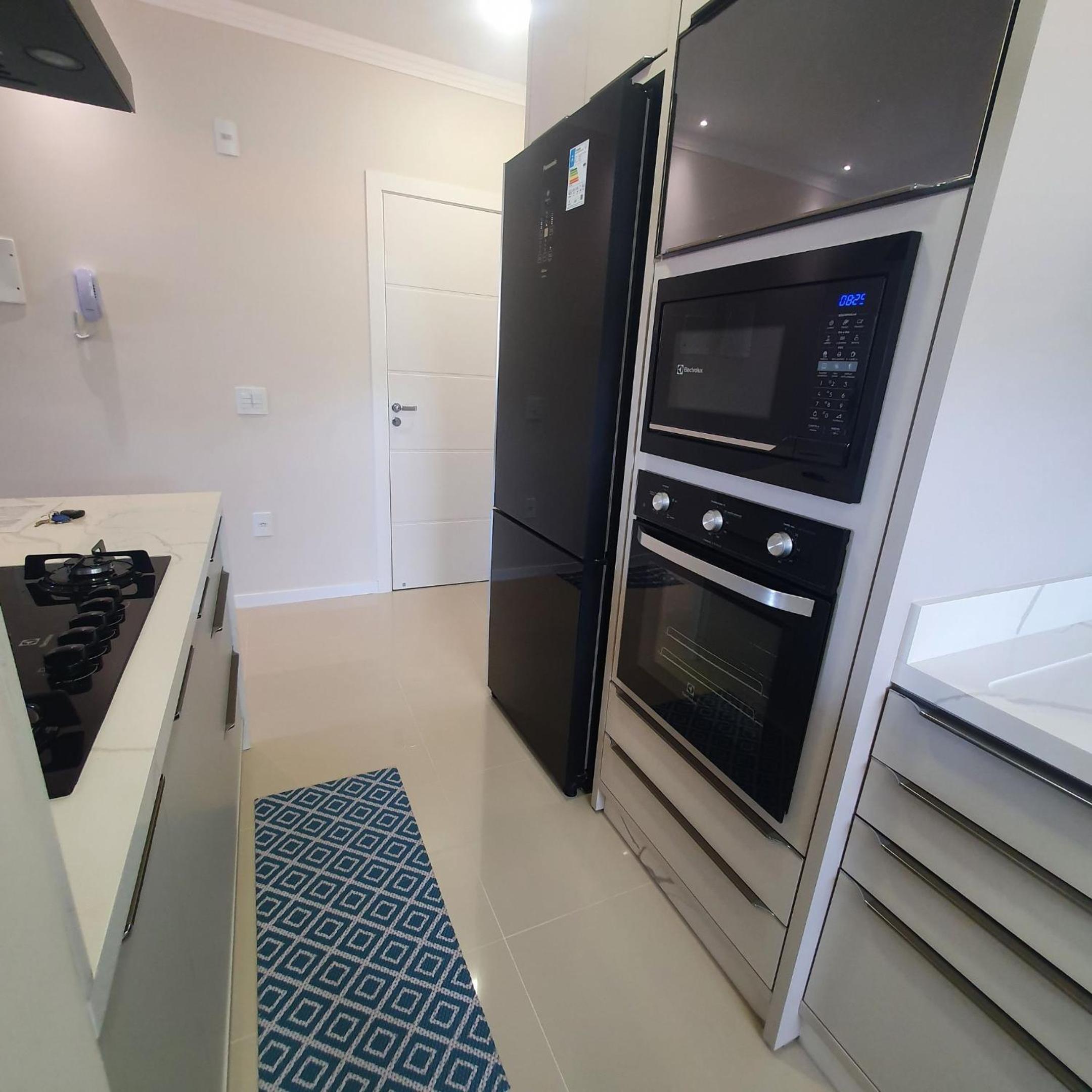 Apartamento de Luxo com Piscina em Bombinhas