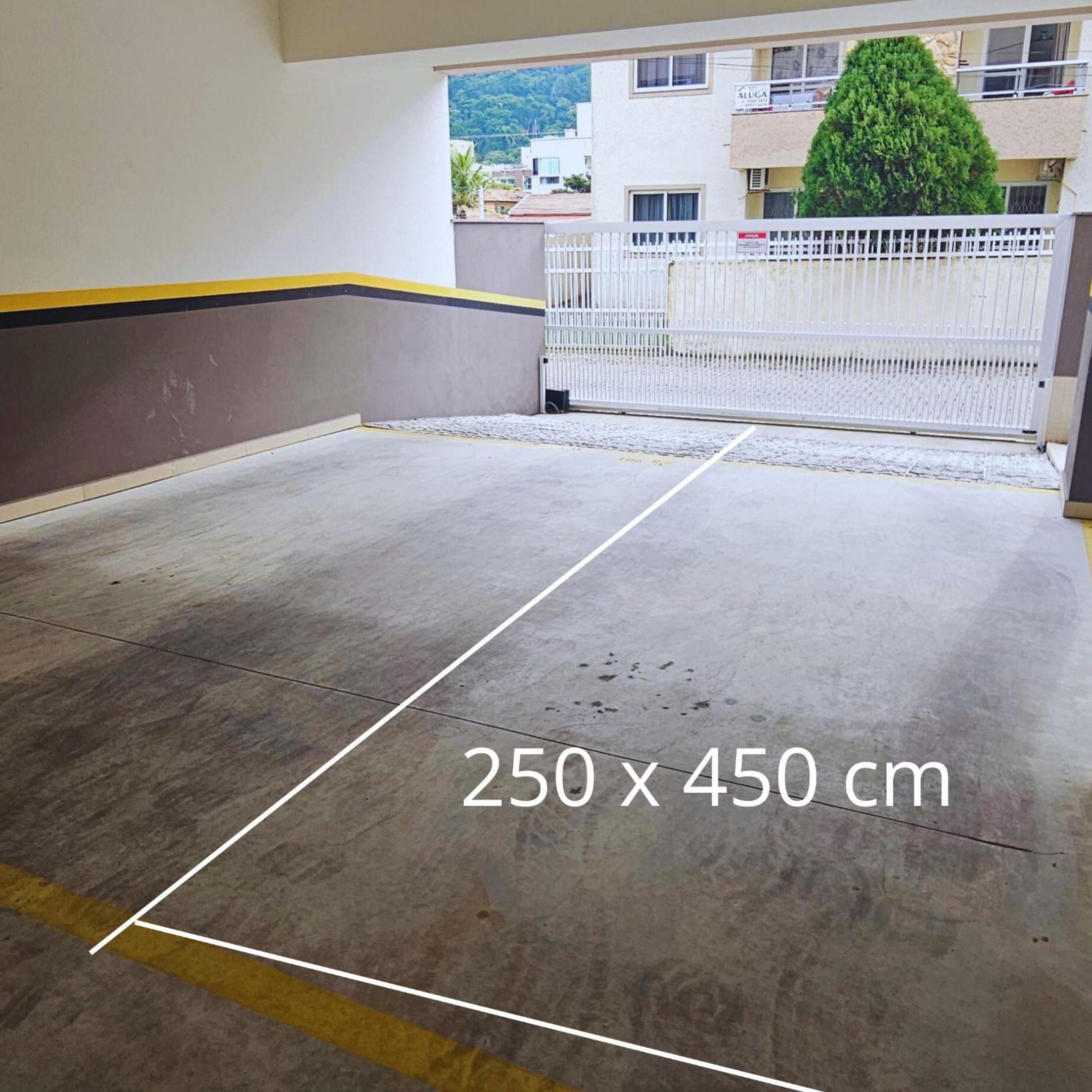 Apartamento de Luxo com Piscina em Bombinhas