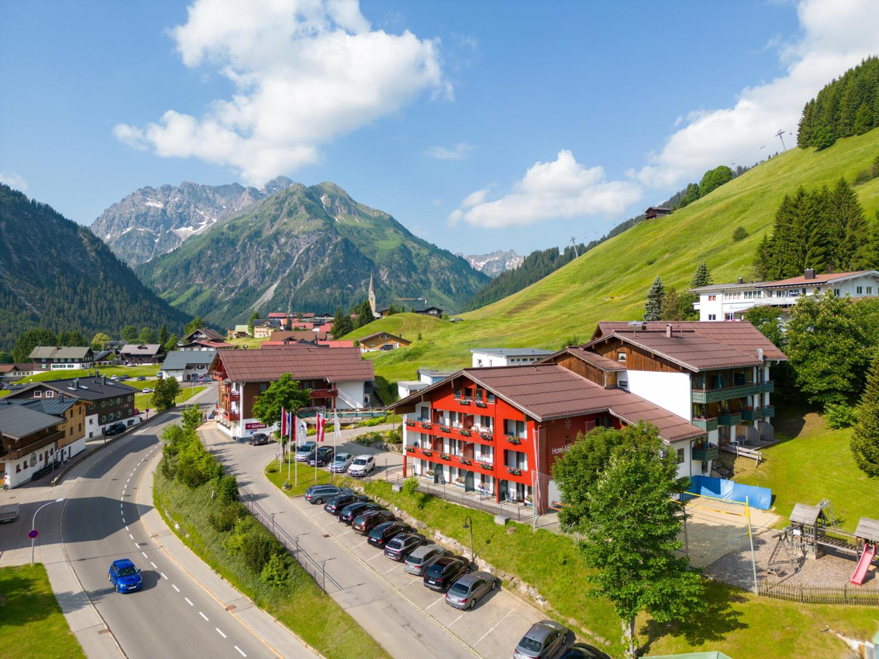 Hotel IFA Alpenrose Hotel Kleinwalsertal - Image 1