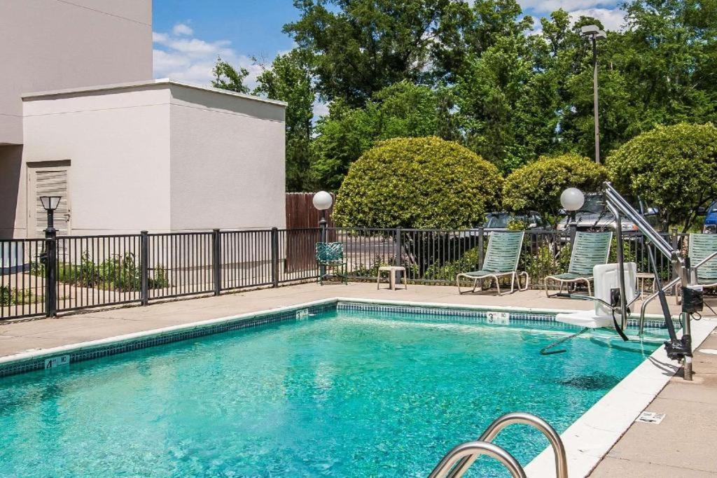 Travelodge by Wyndham Flowood Jackson Airport North