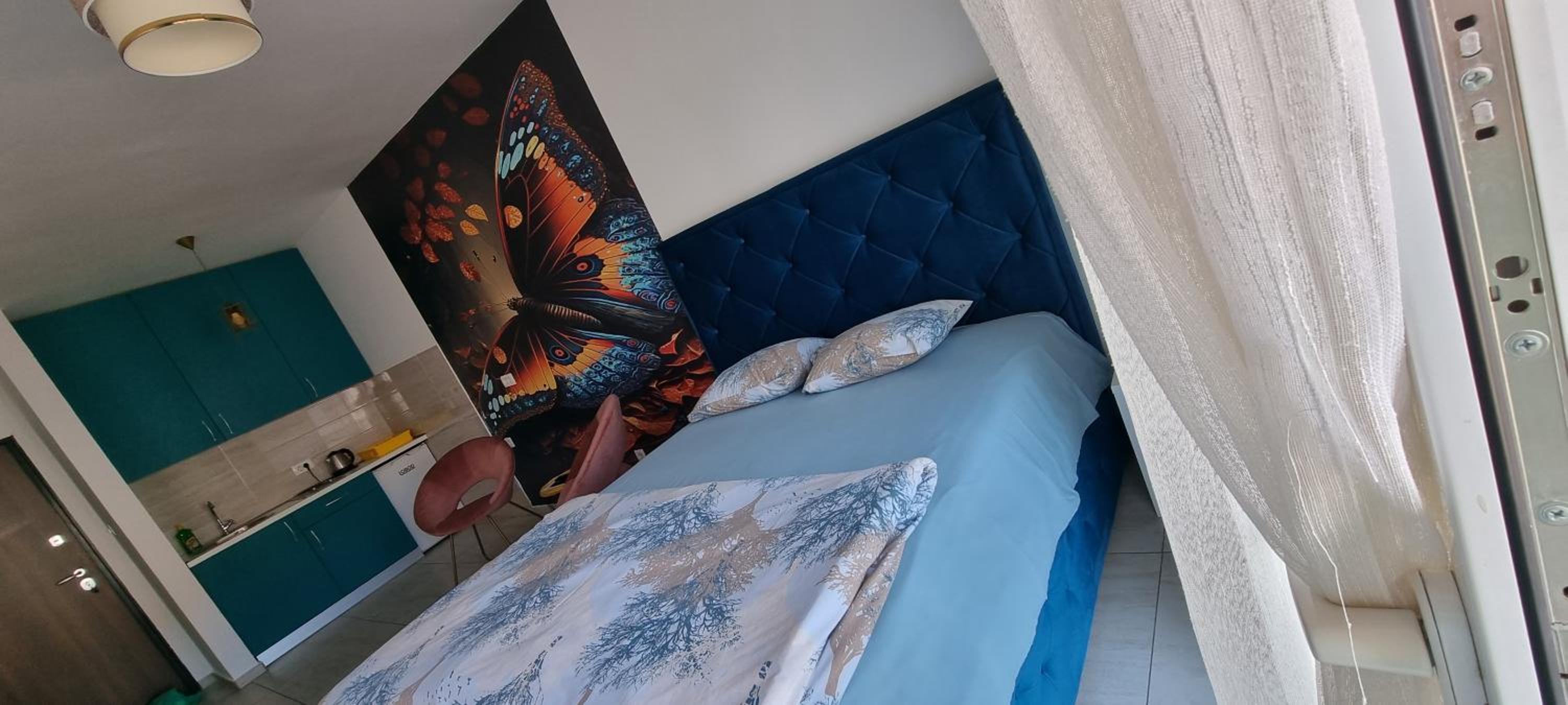 Naki apartmani