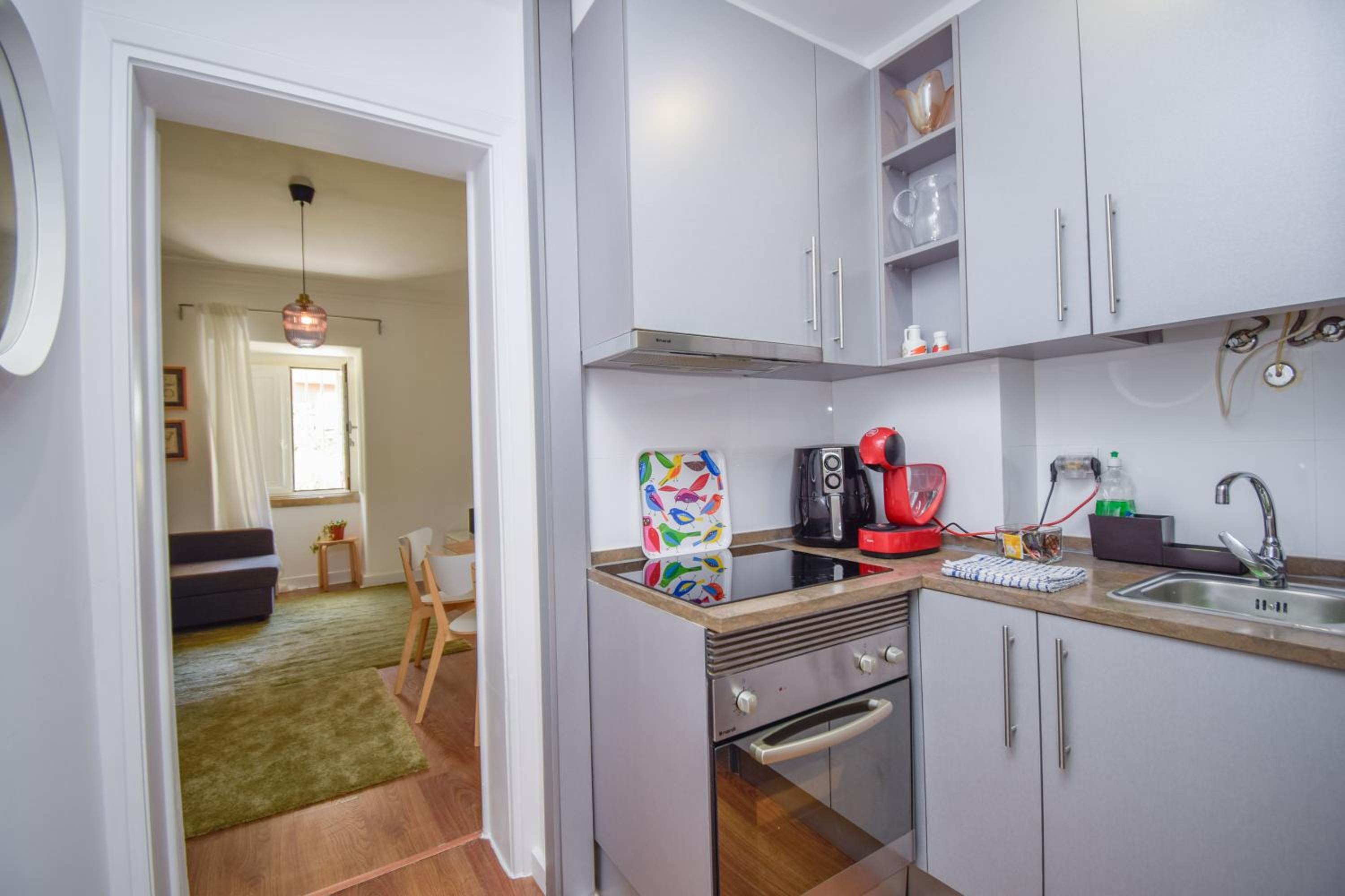 Charming Apartment near Metro
