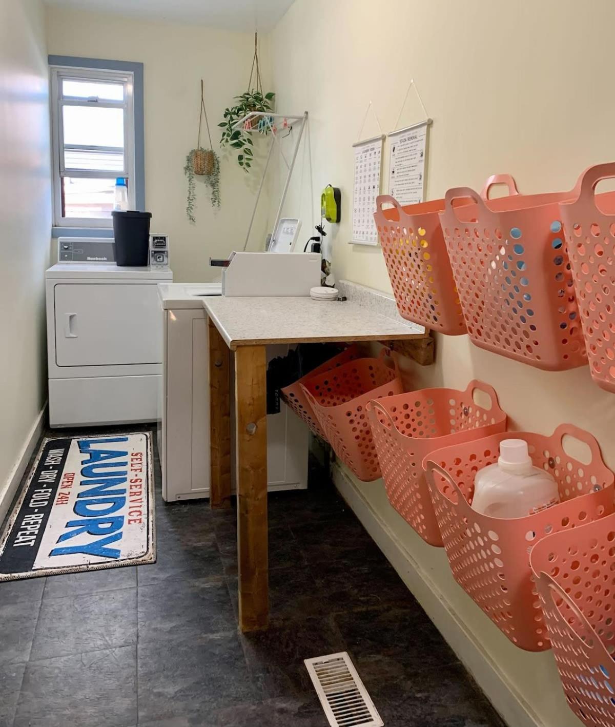 Comfortable Apt #4 with Office Space