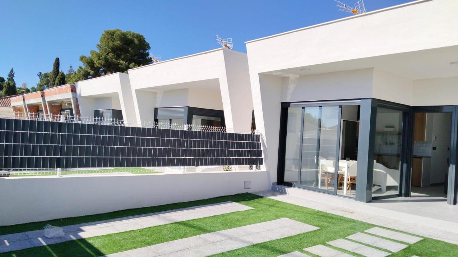 Maison neuve moderne