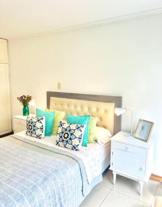 Mendoza Suites 10 Queen room -Parking disponible a pedido-