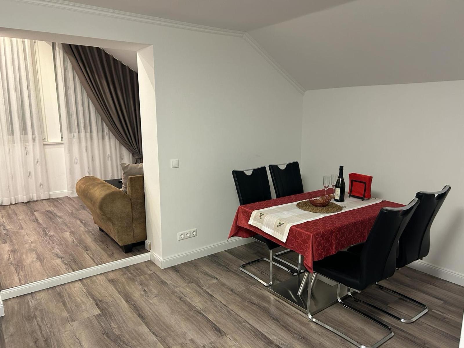 Apartment A&A