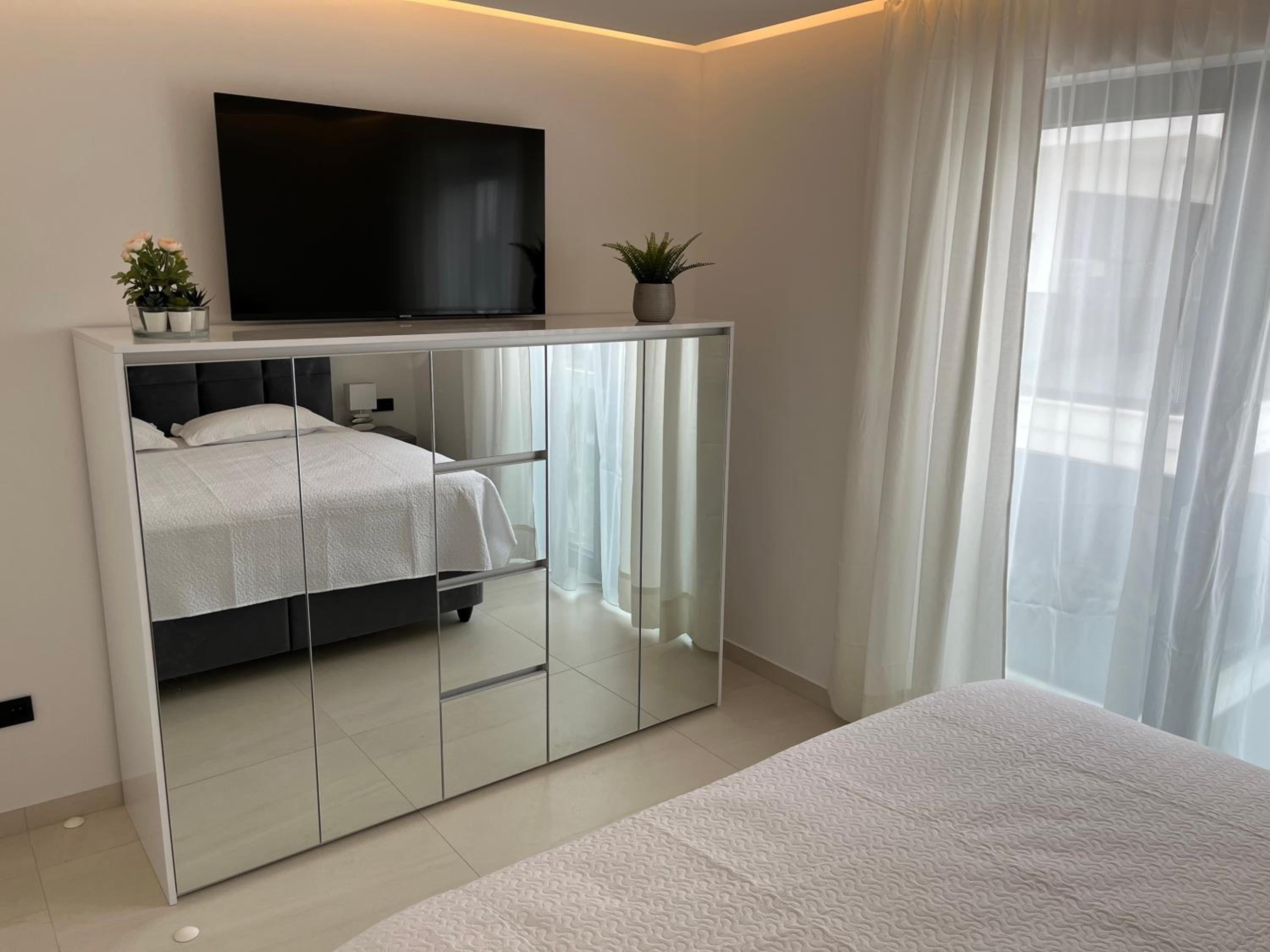 Primosten Sunhill Deluxe Apartment Maya view 5