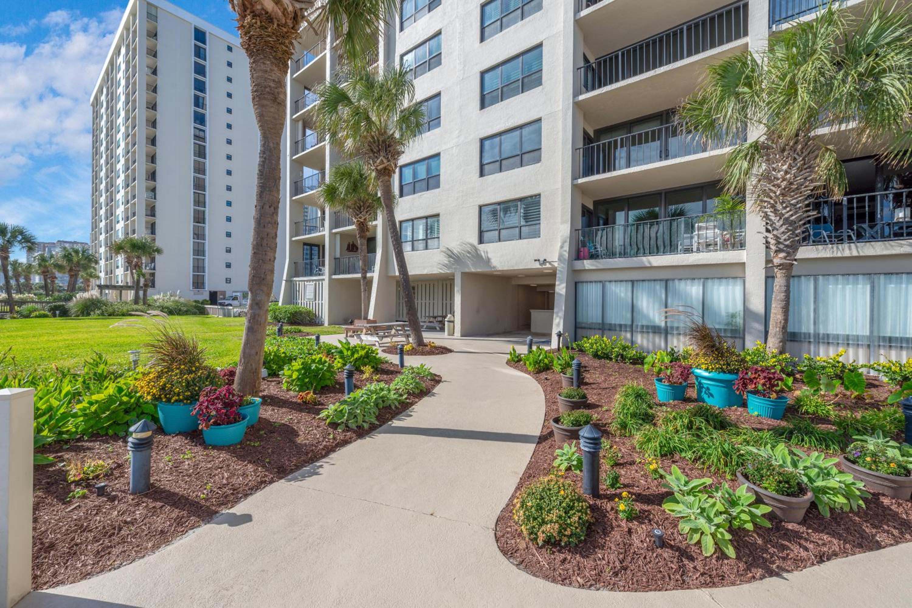 Arcadian One 16e view 2