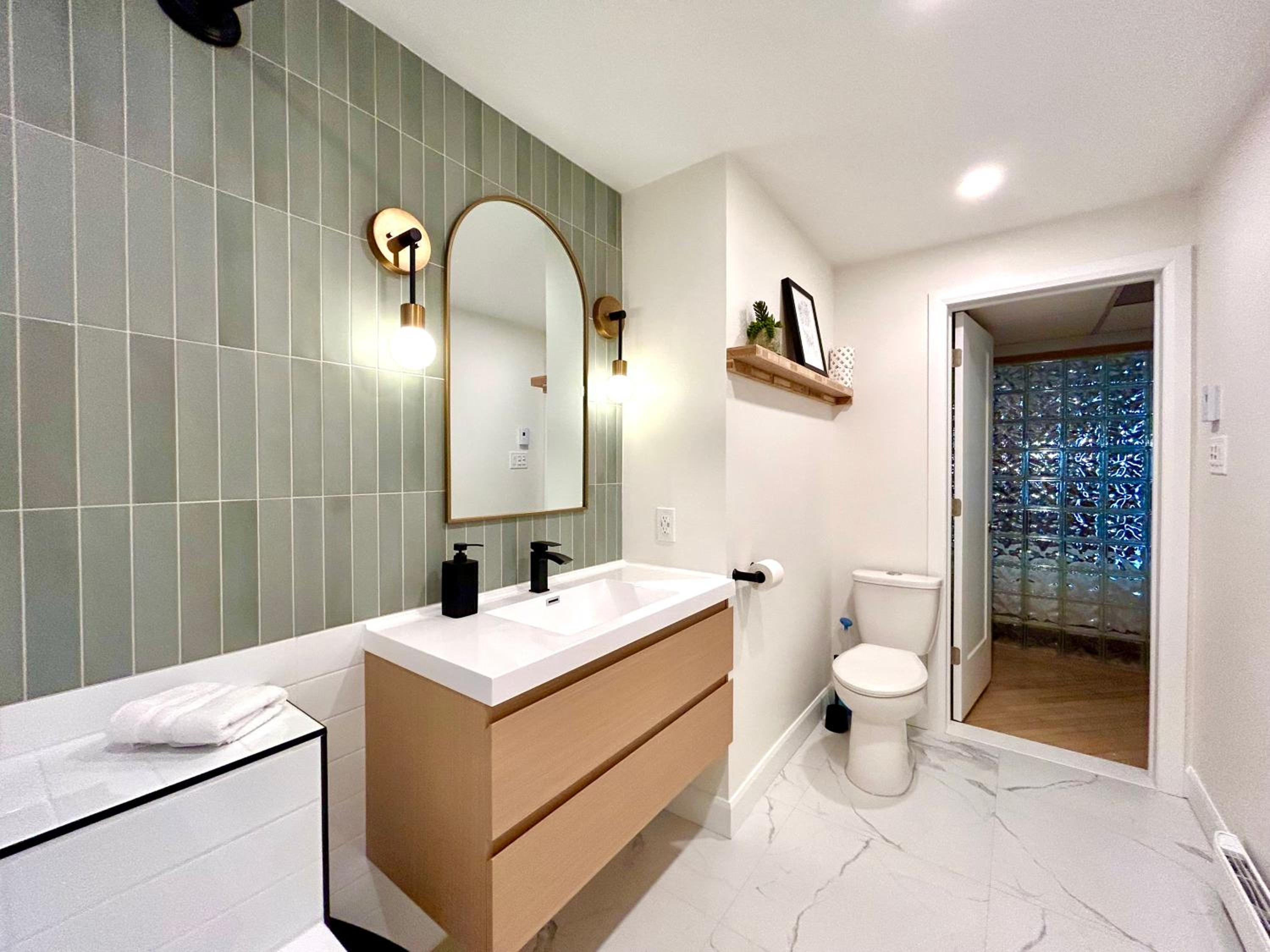 MTLVacationRentals - The City Chalet