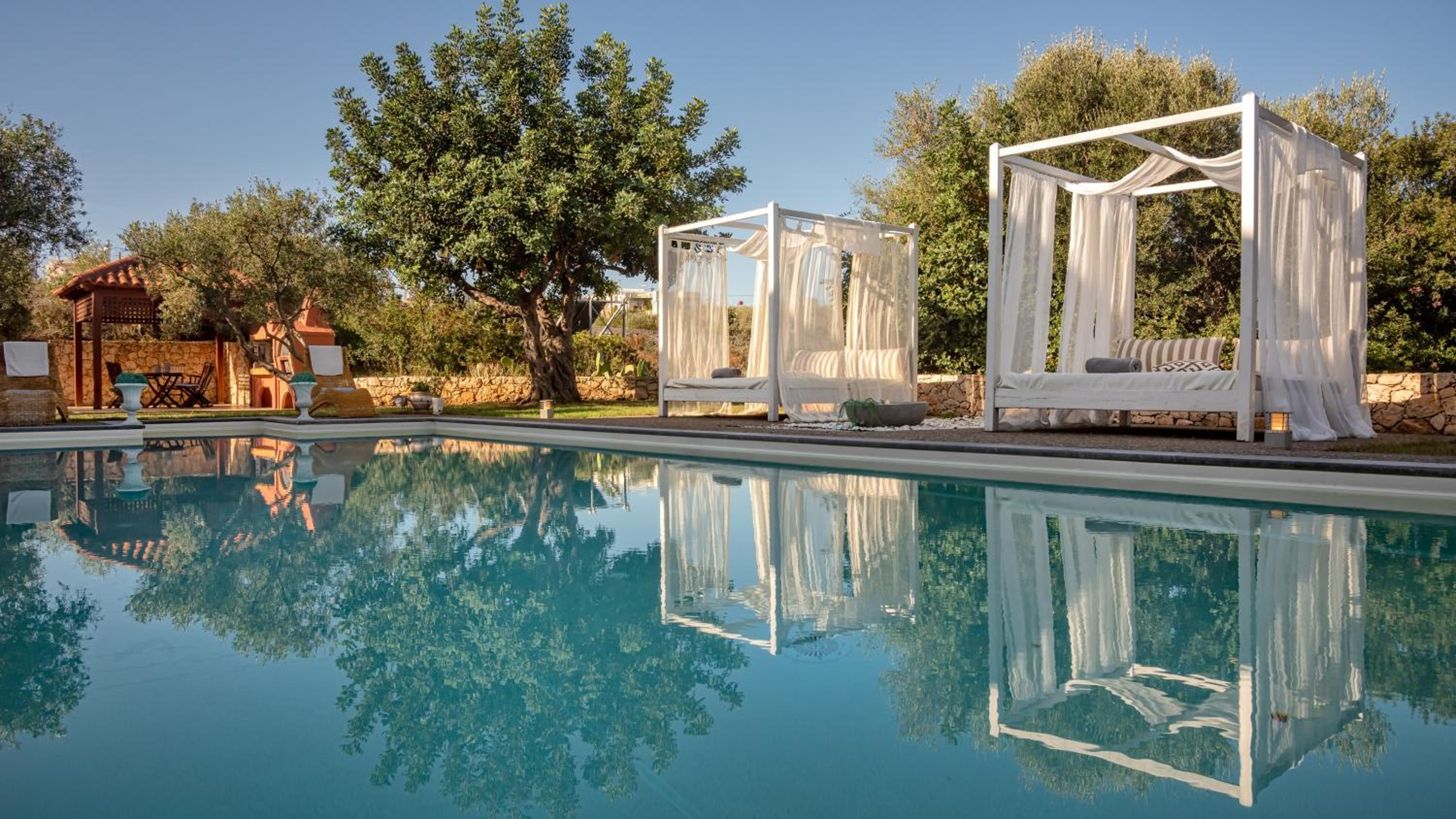 Villa Sobre - Spacious And Comfortable view 4